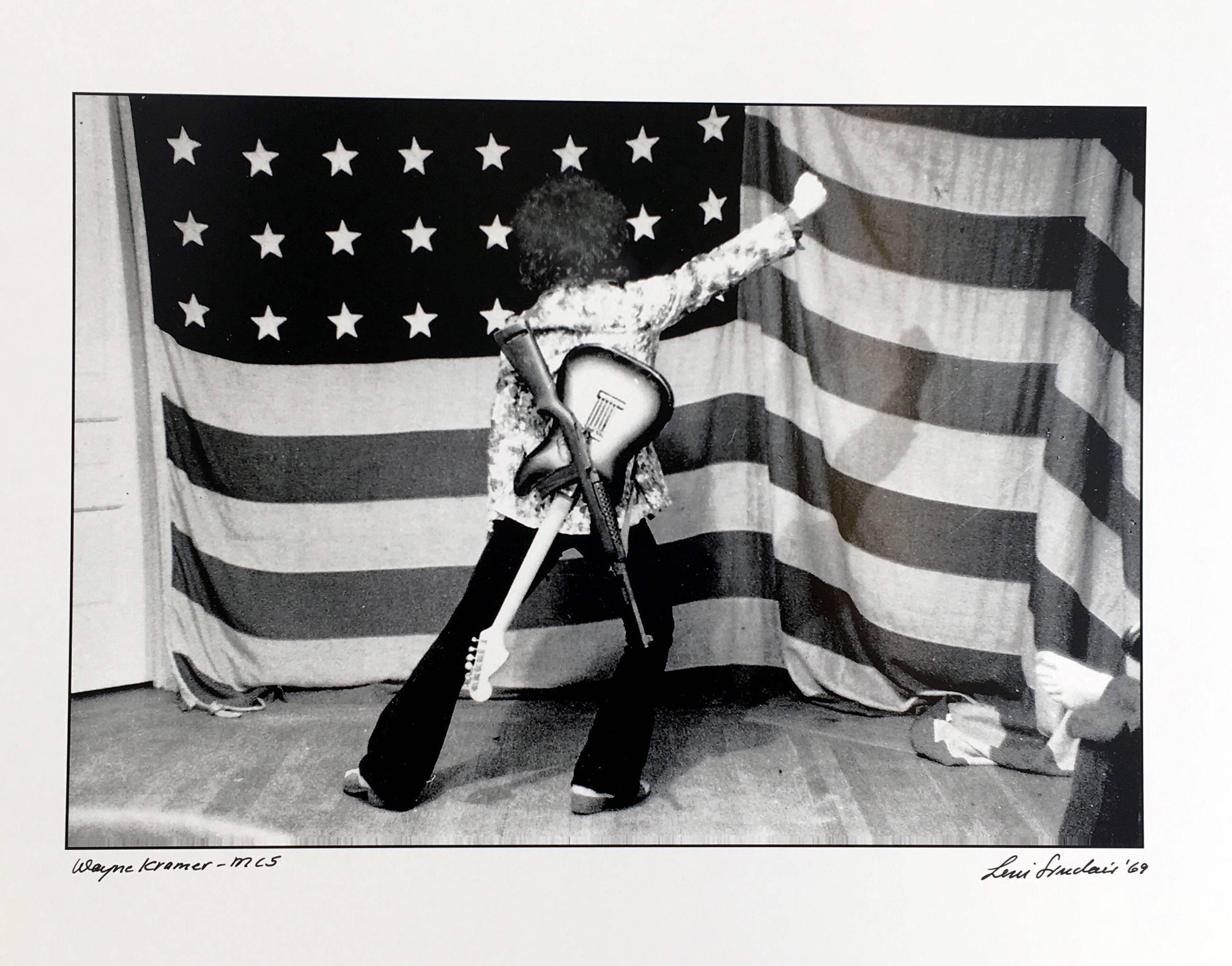 Leni Sinclair MC5 photograph Detroit 1969 (Leni Sinclair Wayne Kramer) For Sale 1