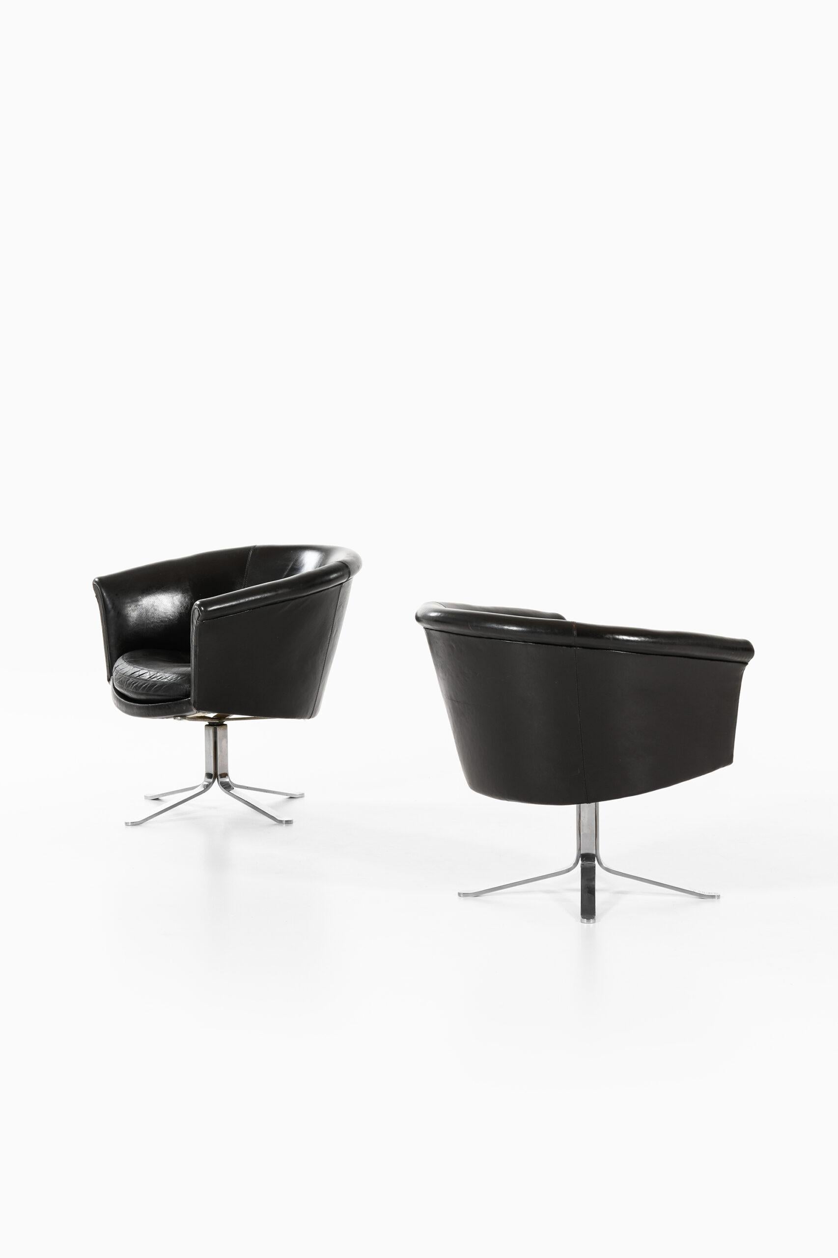 Fauteuils Lennart Bender fabriqués en Suède Bon état - En vente à Limhamn, Skåne län