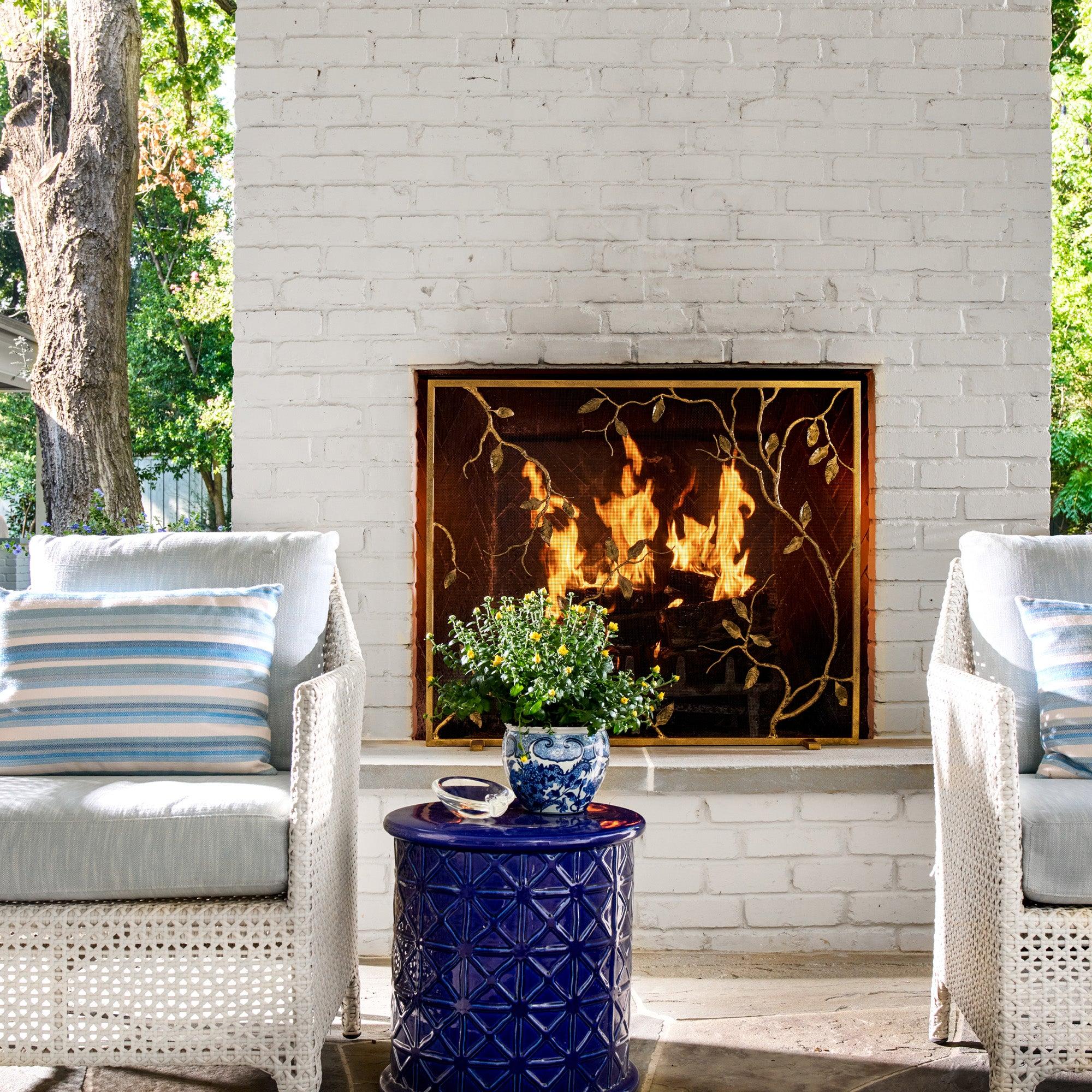 Lennox Fireplace Screen in Warm Black For Sale 4