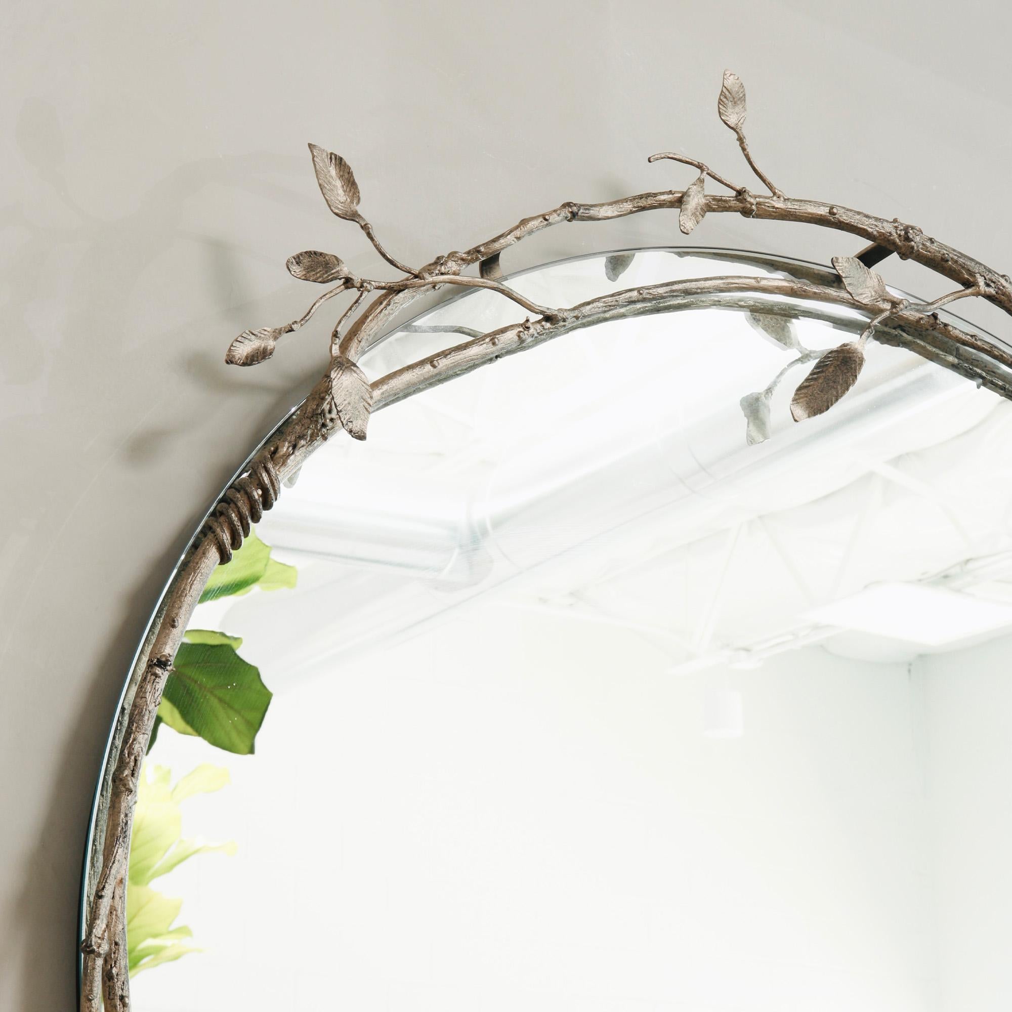 Miroir mural Brilliante Vine and Leaf en or brillant en vente 1
