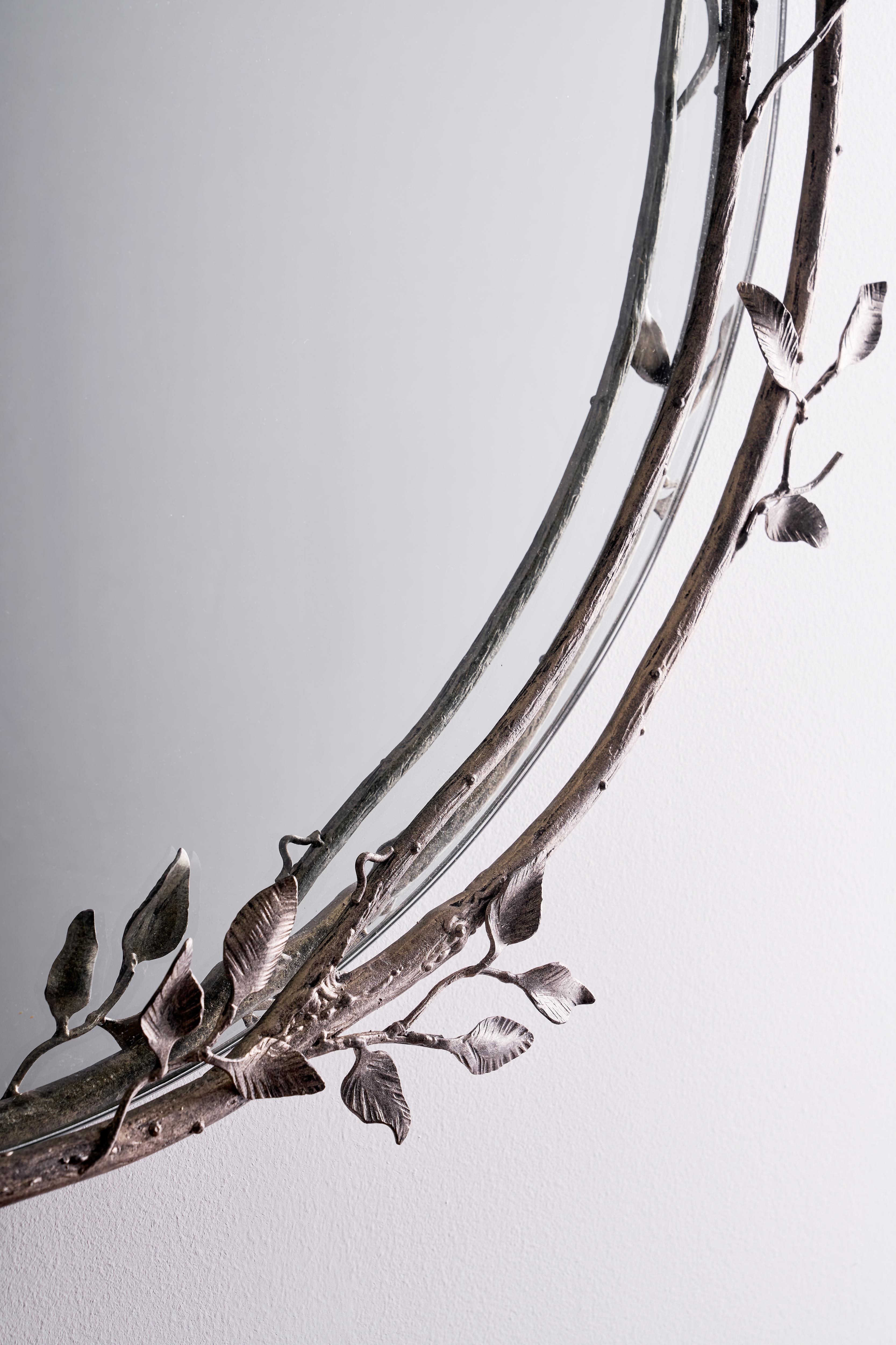 Lennox Vine and Leaf Wandspiegel in Tobacco im Angebot 4