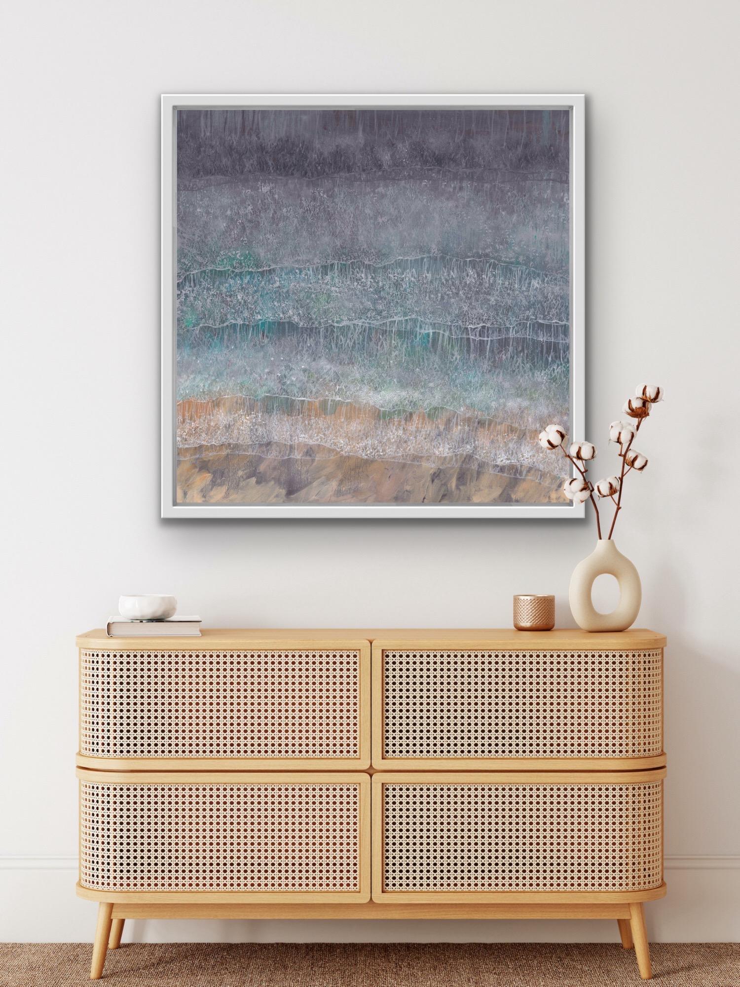 Oceanic Silver, pittura marina Arial Seascape, arte contemporanea per la casa sulla spiaggia - Painting di Lenny Cornforth