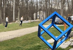 Cubo blu, scultura astratta adatta all'esterno, 2021