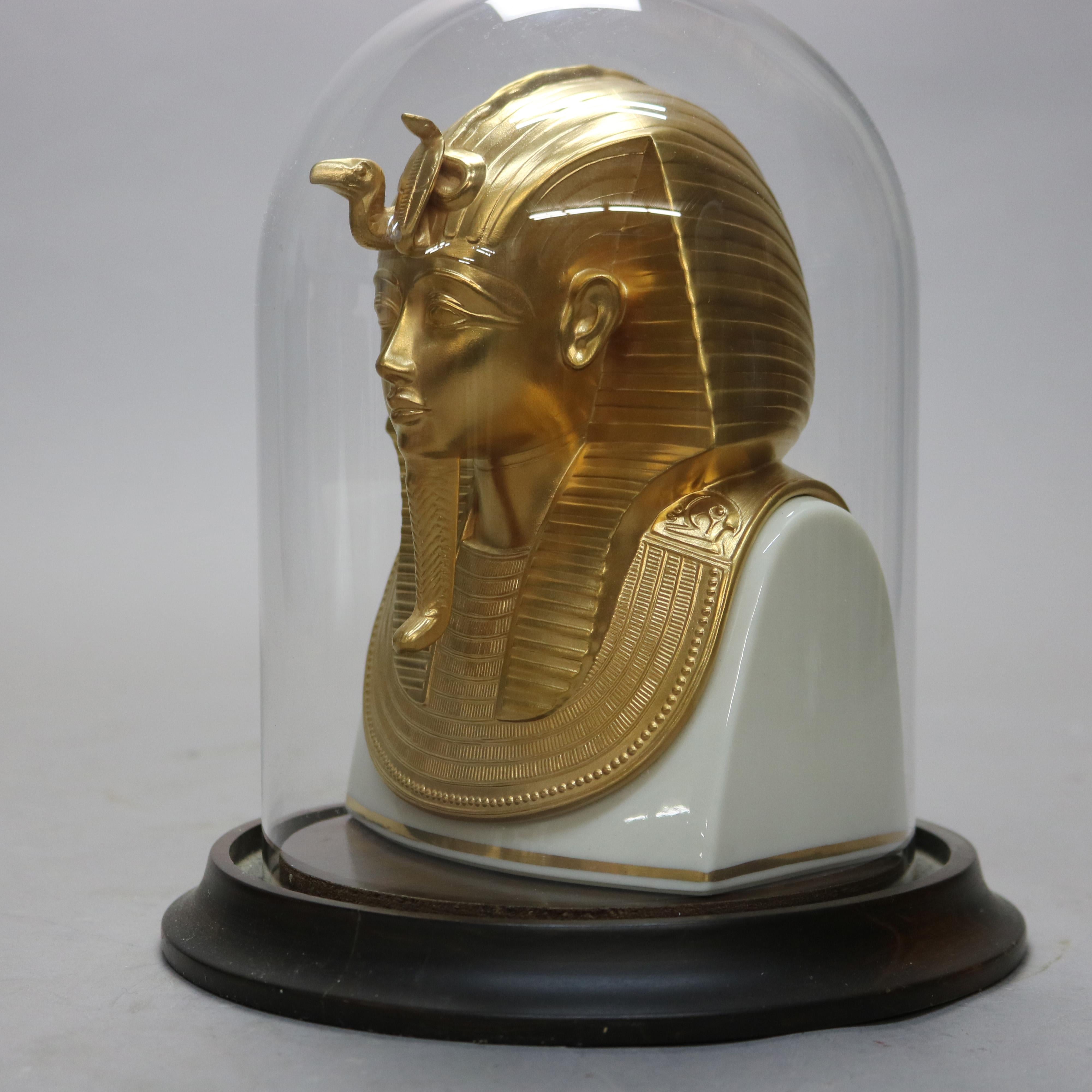 king tut height weight