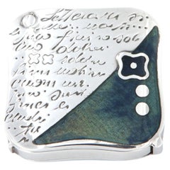 La Nouvelle Bague desk and bag lens in silver and enamel