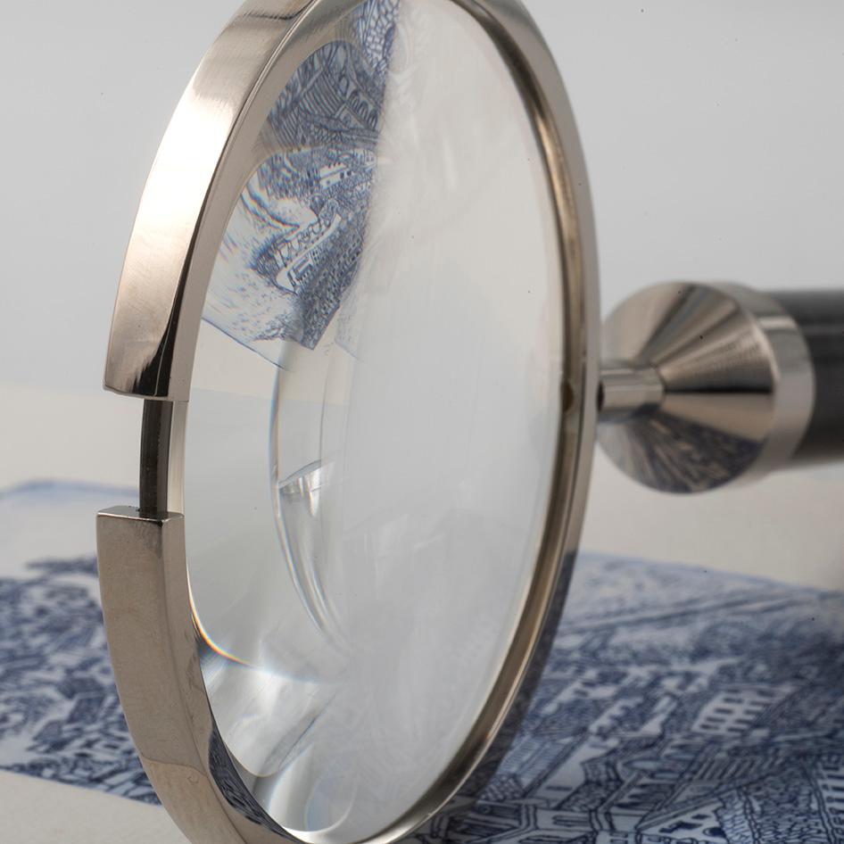 LENTE DI INGRANDIMENTO impugnatura laccata blu notte  Zeitgenössisches Design/One (Handgefertigt) im Angebot