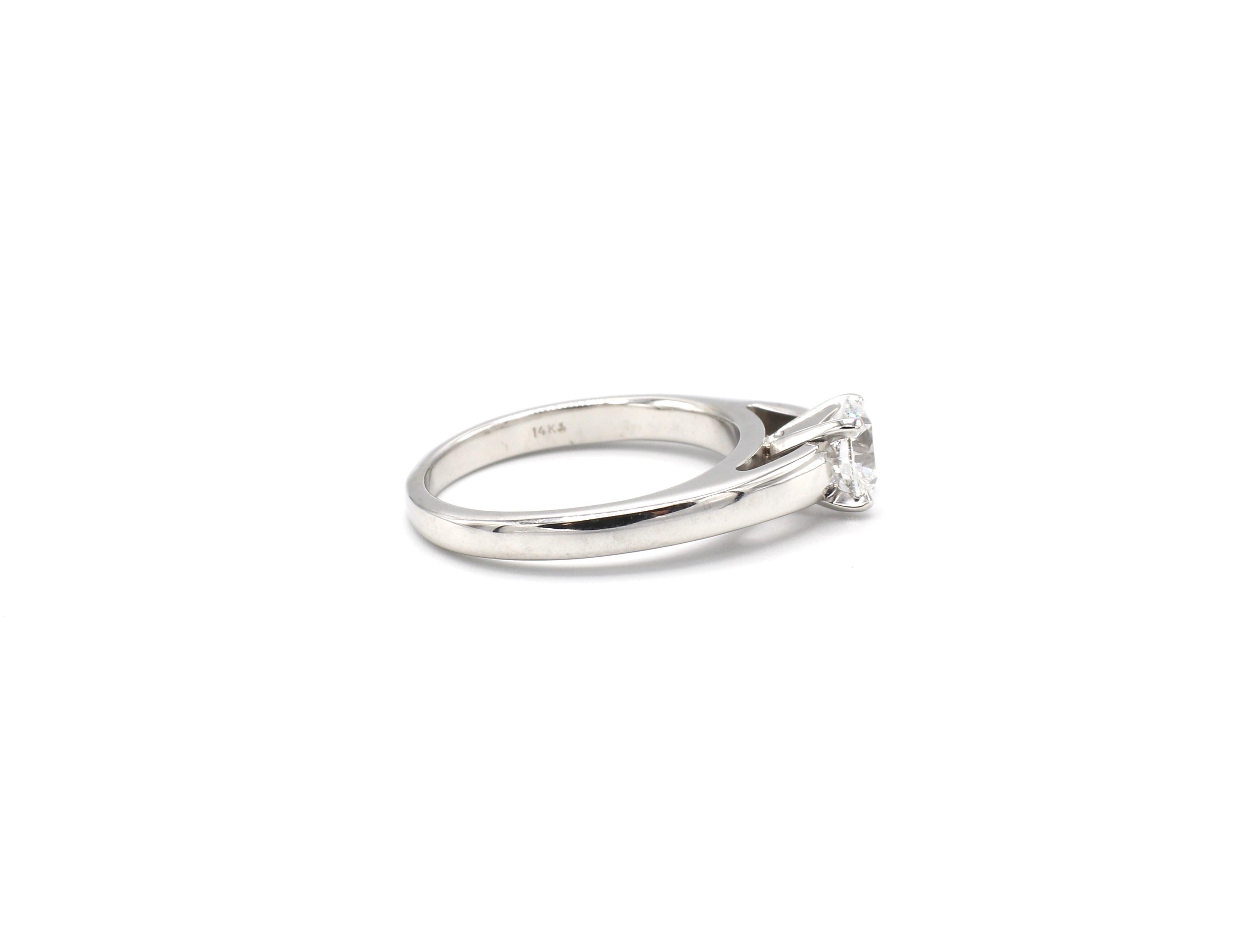 Modern Leo 0.99 Carat Round Diamond F SI2 White Gold Engagement Ring