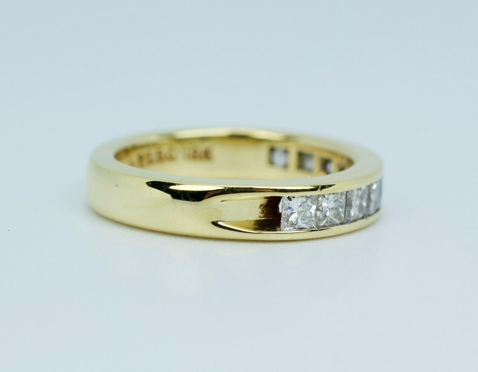 Modern Leo 18k Yellow Gold Princess Cut Diamond Band .97ct Ring