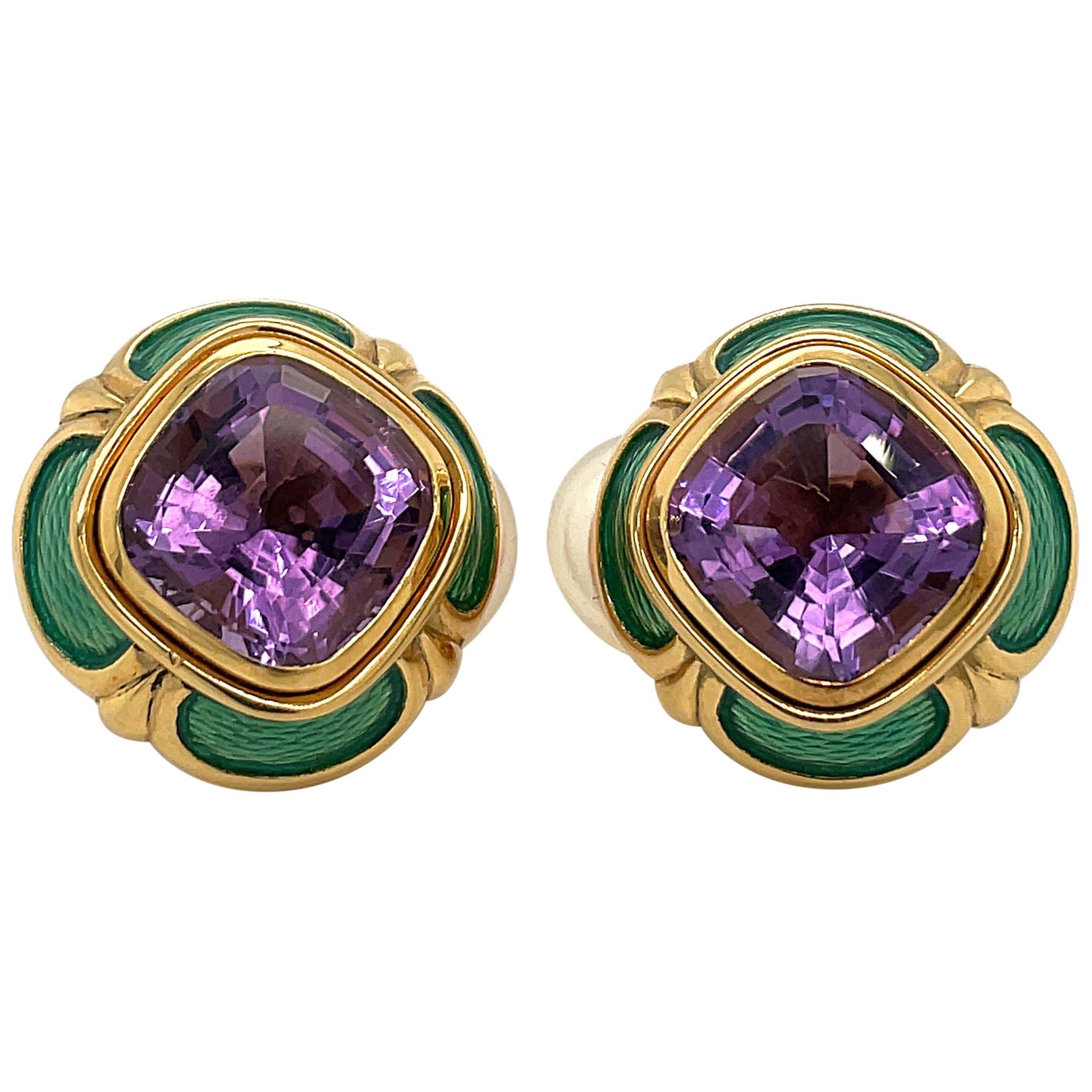Leo De Vrooman 18kt Yellow Gold Earrings with 17.67ct. of Amethysts For Sale