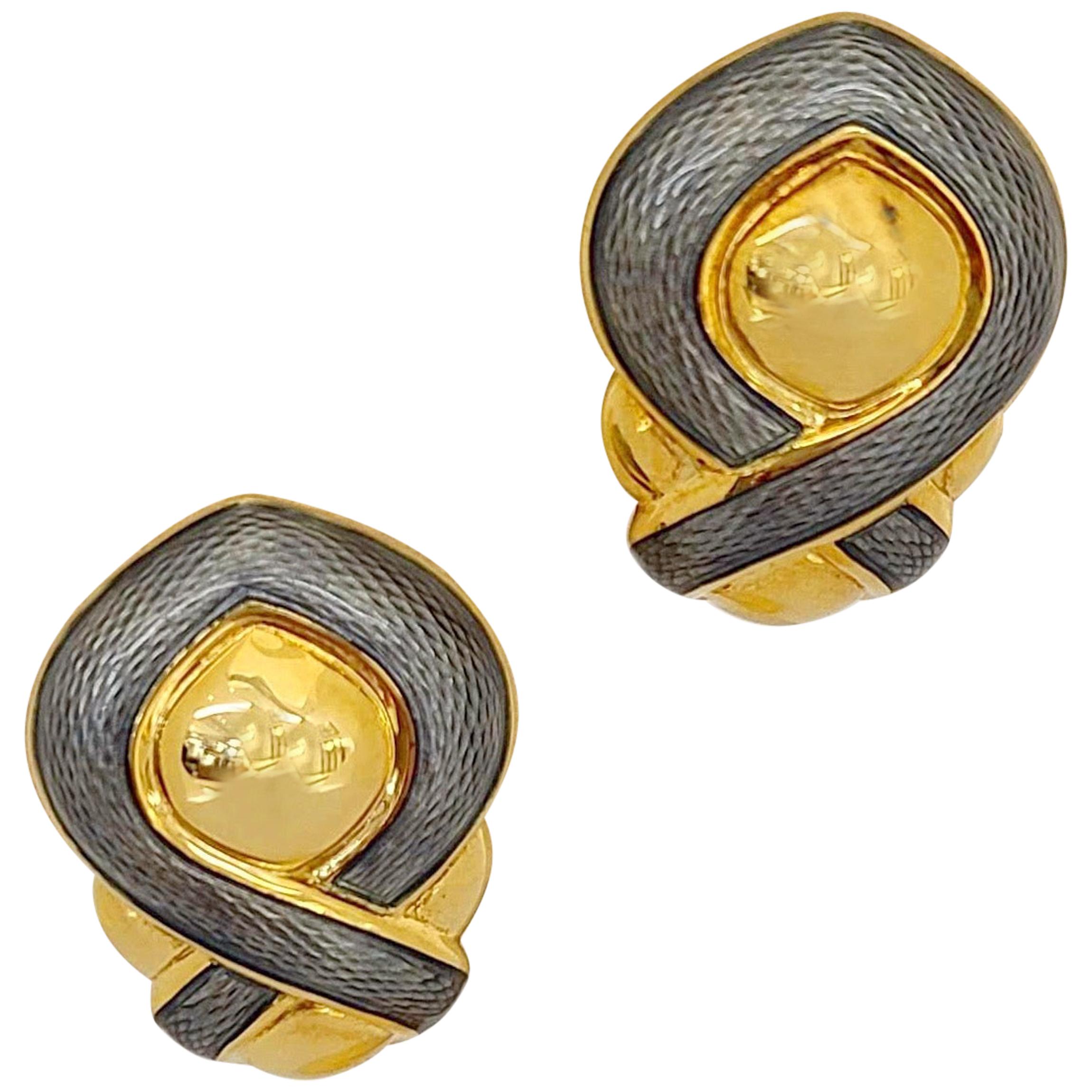 Leo De Vroomen 18 Karat Yellow Gold and Guilloche Grey Enamel Earrings