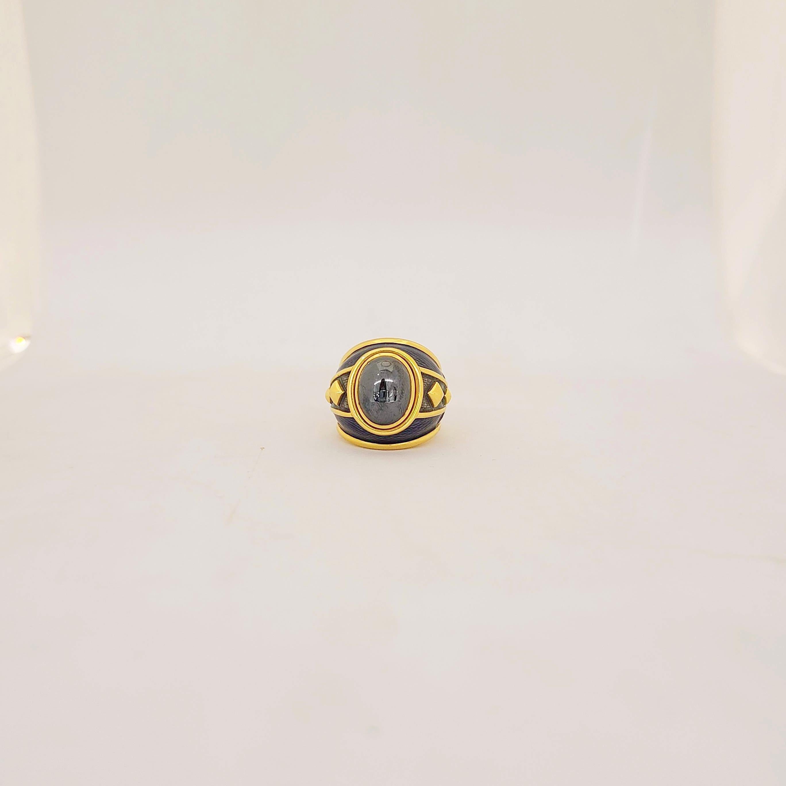 Contemporary Leo De Vroomen 18 Karat Yellow Gold, Cabochon Hematite and Enamel Ring For Sale