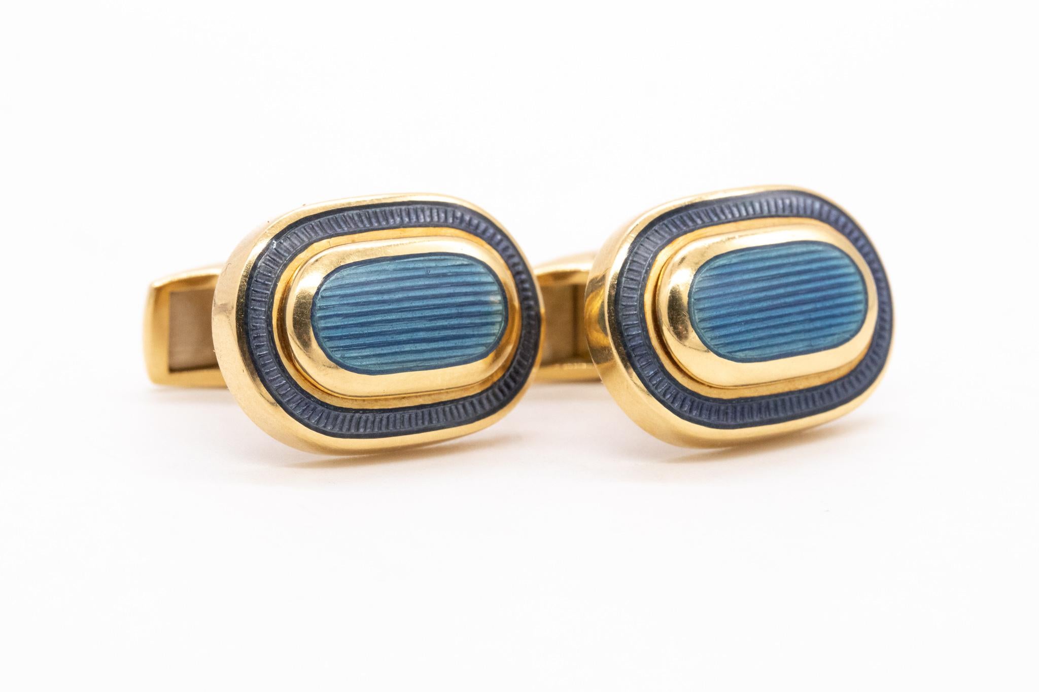 Contemporary Leo De Vroomen London Rare Pair Blue Enameled Cufflinks Solid 18Kt Yellow Gold
