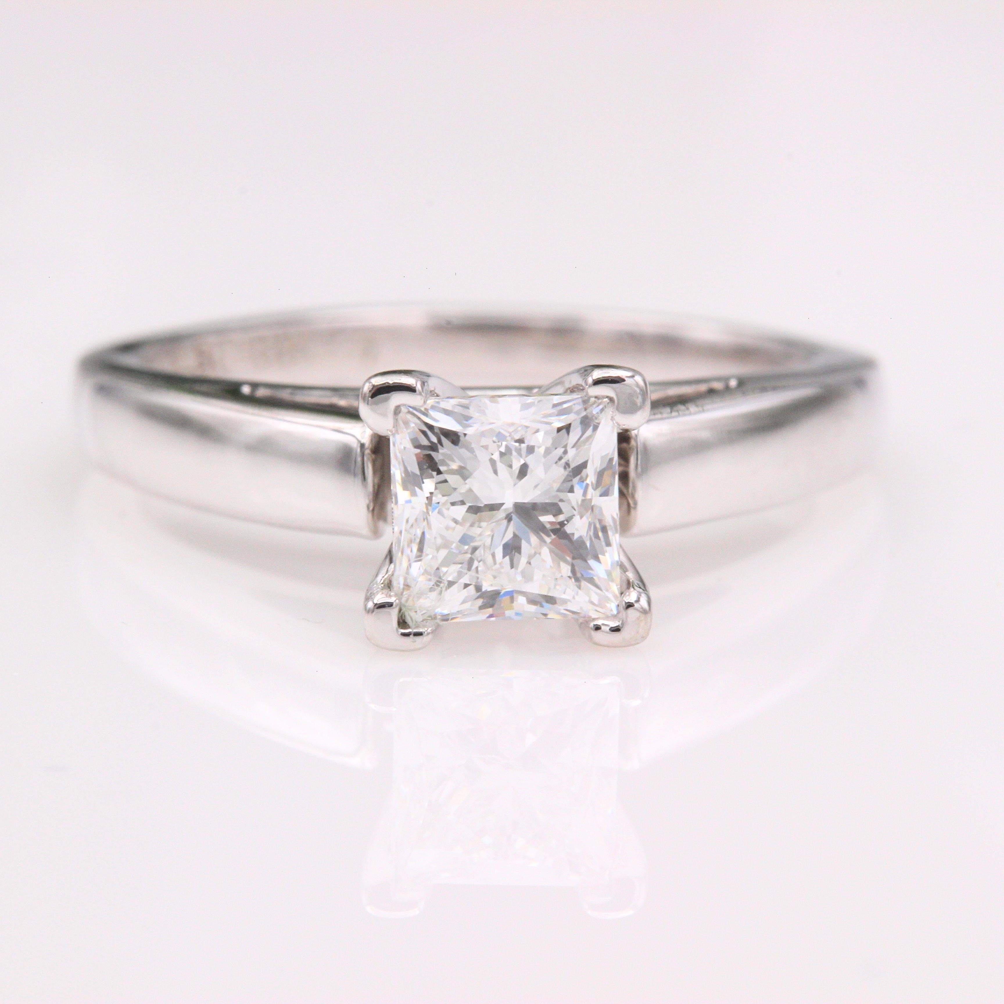 Princess Cut Leo Diamond Engagement Ring Princess 0.73 Carat E VS1 14 Karat Gold Certificates For Sale