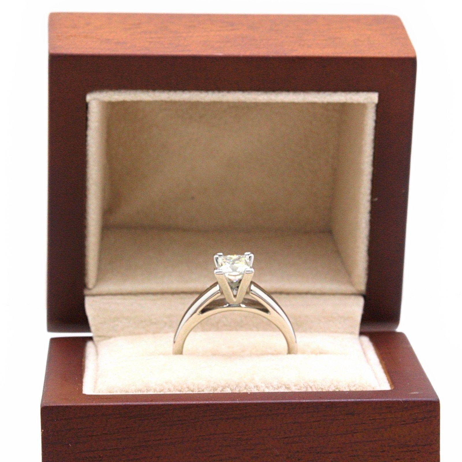 Leo Bague de fiançailles en or blanc 14 carats avec diamant taille princesse 0,75 carat I SI1 en vente 5