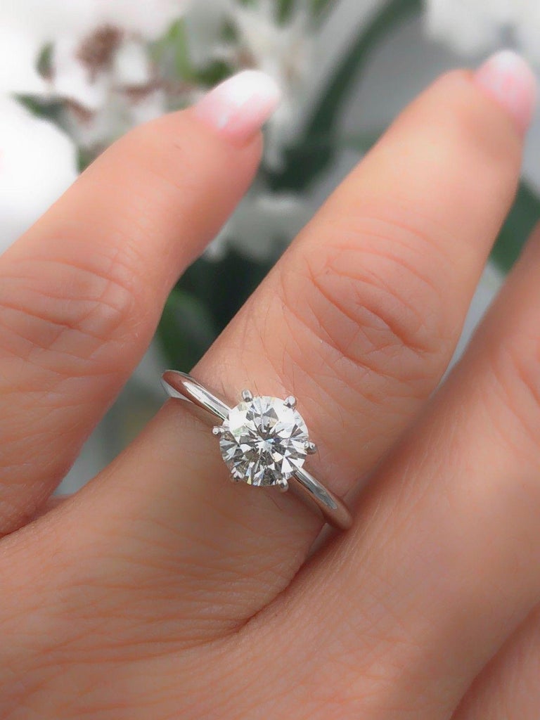 Leo Diamond Engagement Ring Round 1.00 Carat H SI2 14 ...