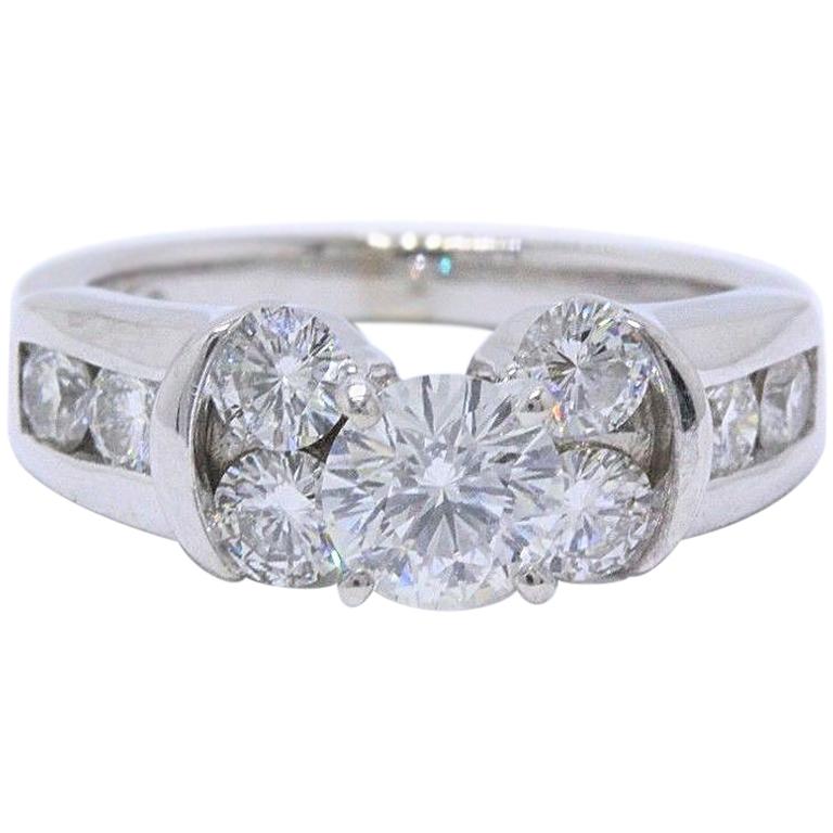 Leo Diamond Engagement Ring Rounds 1.77 Carat, 14 Karat White Gold For Sale