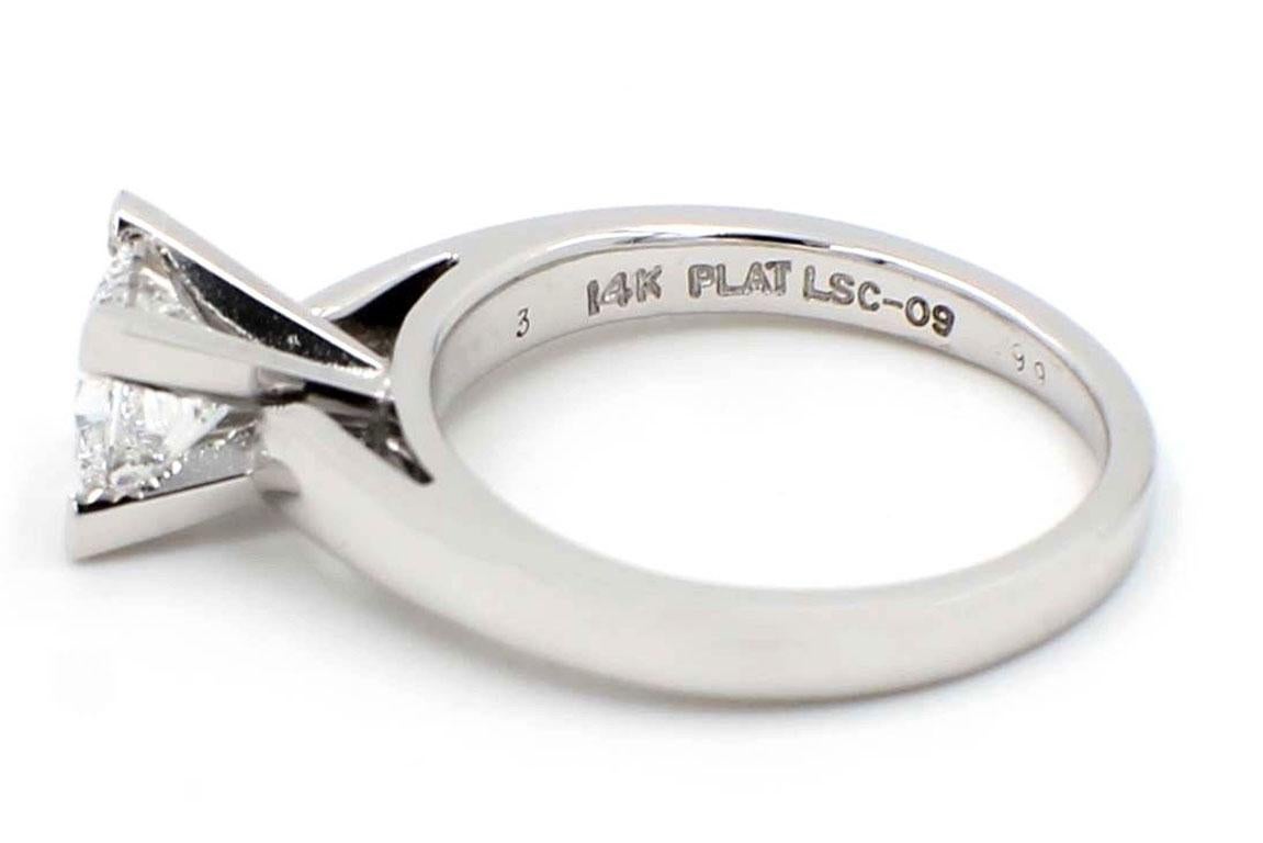 Women's Leo Diamond Princess Cut 1.01 CT D VS1 Solitaire Engagement Ring 14K White Gold For Sale