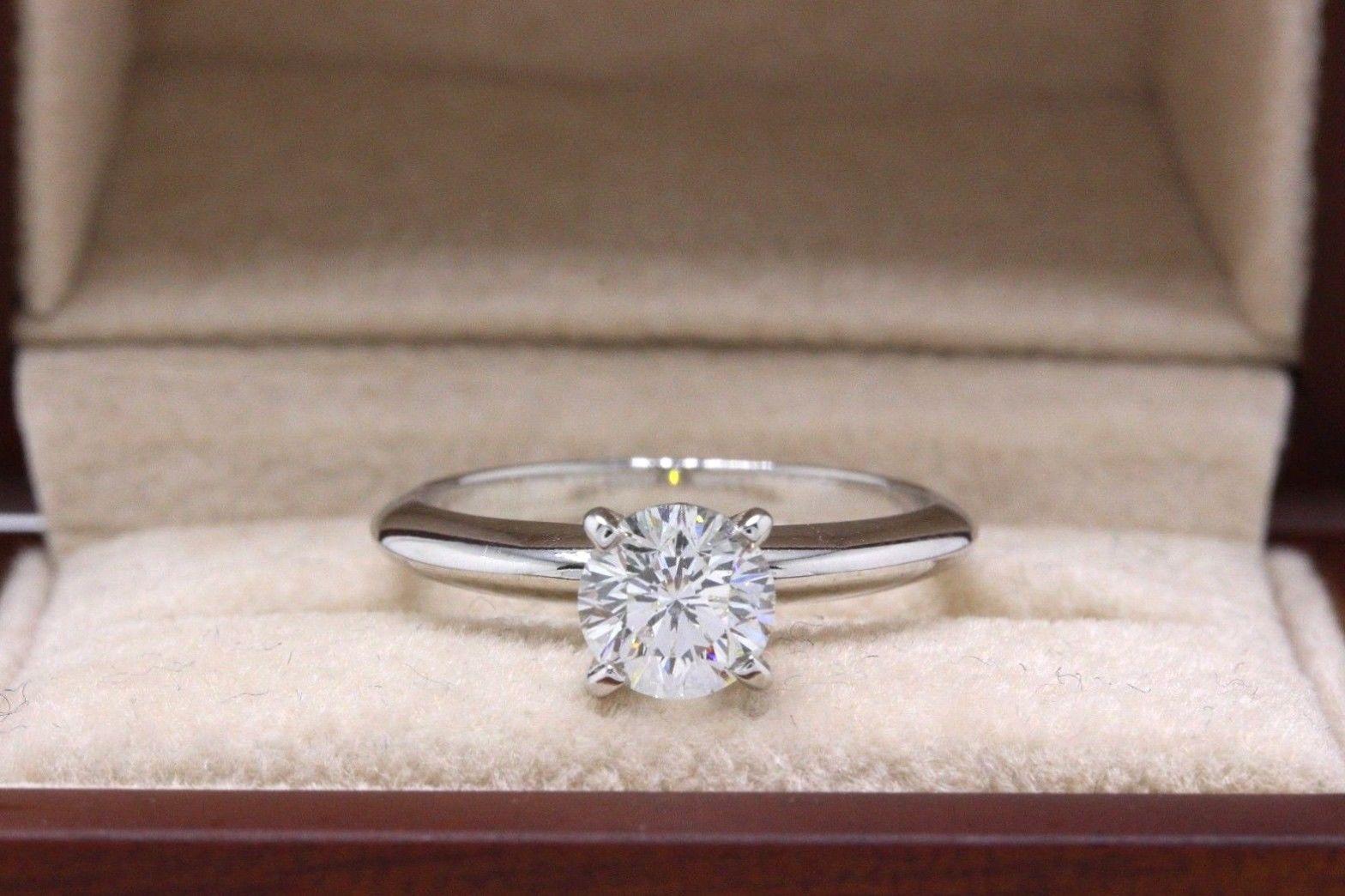 Leo Diamond Solitaire Engagement Ring Round 0.99 Carat H SI1 14 Karat White Gold For Sale 3