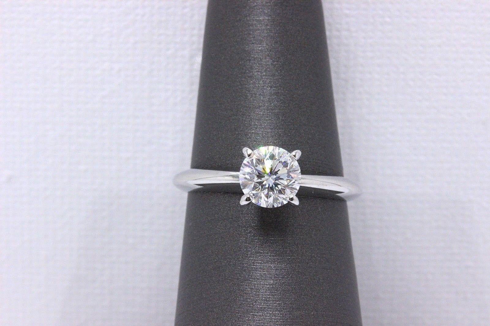 Leo Diamond Solitaire Engagement Ring Round 0.99 Carat H SI1 14 Karat White Gold In Excellent Condition For Sale In San Diego, CA