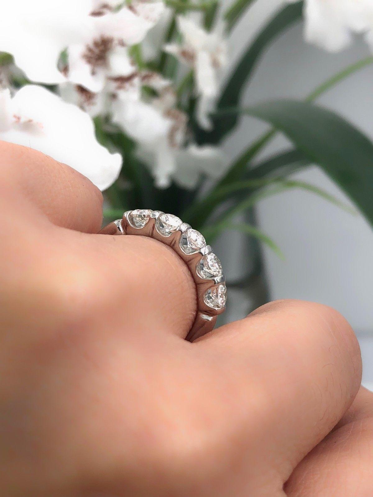 leo diamond 5 stone ring