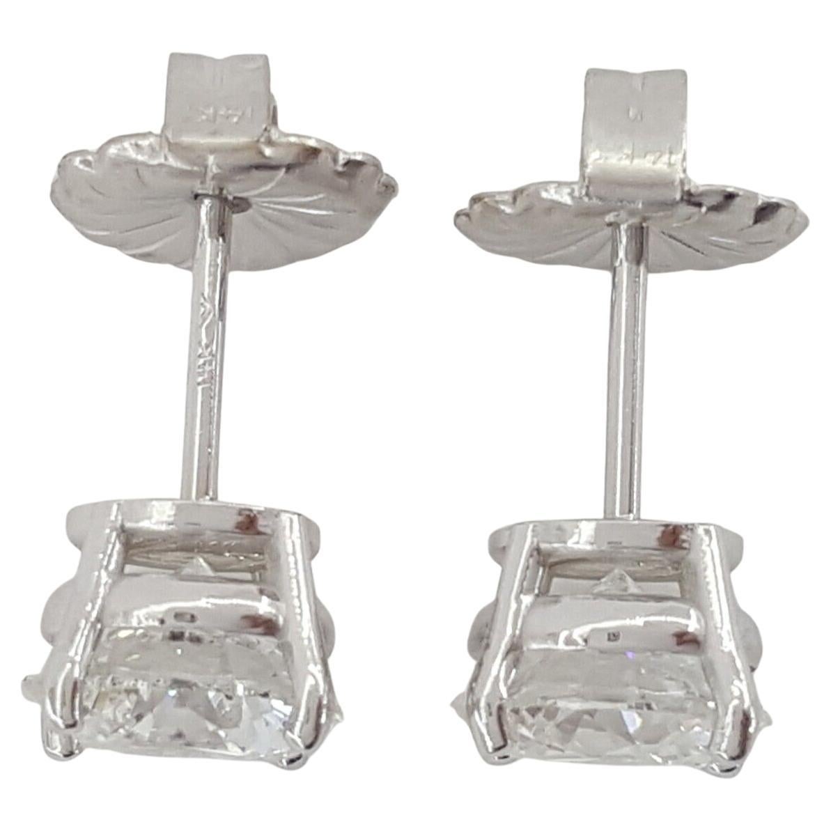 Leo Diamonds 1.40 Carat Diamond White Gold Stud Earrings In Excellent Condition For Sale In Rome, IT