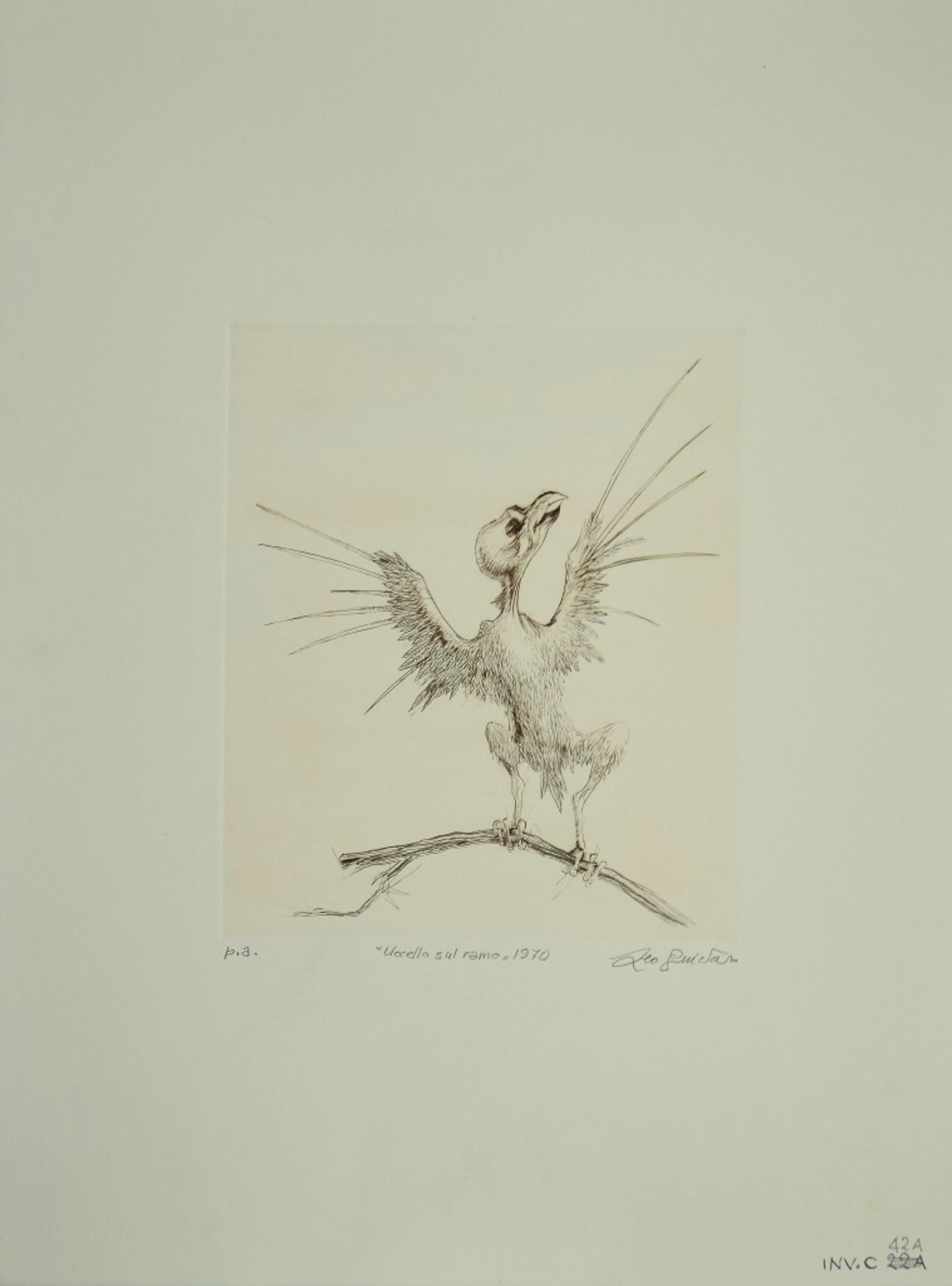 Oiseau sur une branche - eau-forte originale de Leo Guida - 1970