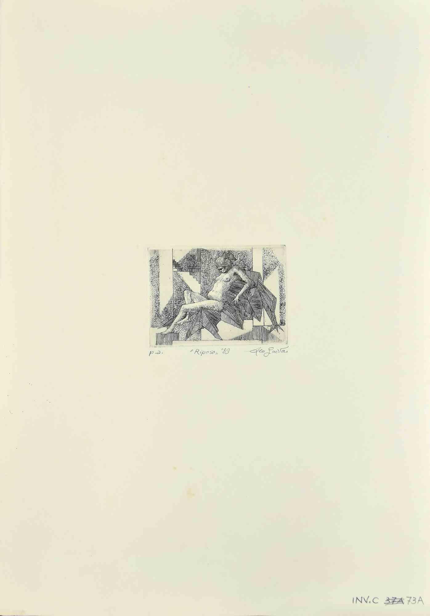 Rest is an original etching realized by Leo Guida in 1989.

Guter Zustand.

Mounted on a white cardboard passpartout (50x35)

Hand-signed and dateb by the artist.

Artist proof.

Leo Guida  (1992 - 2017). Sensitive to current issues, artistic