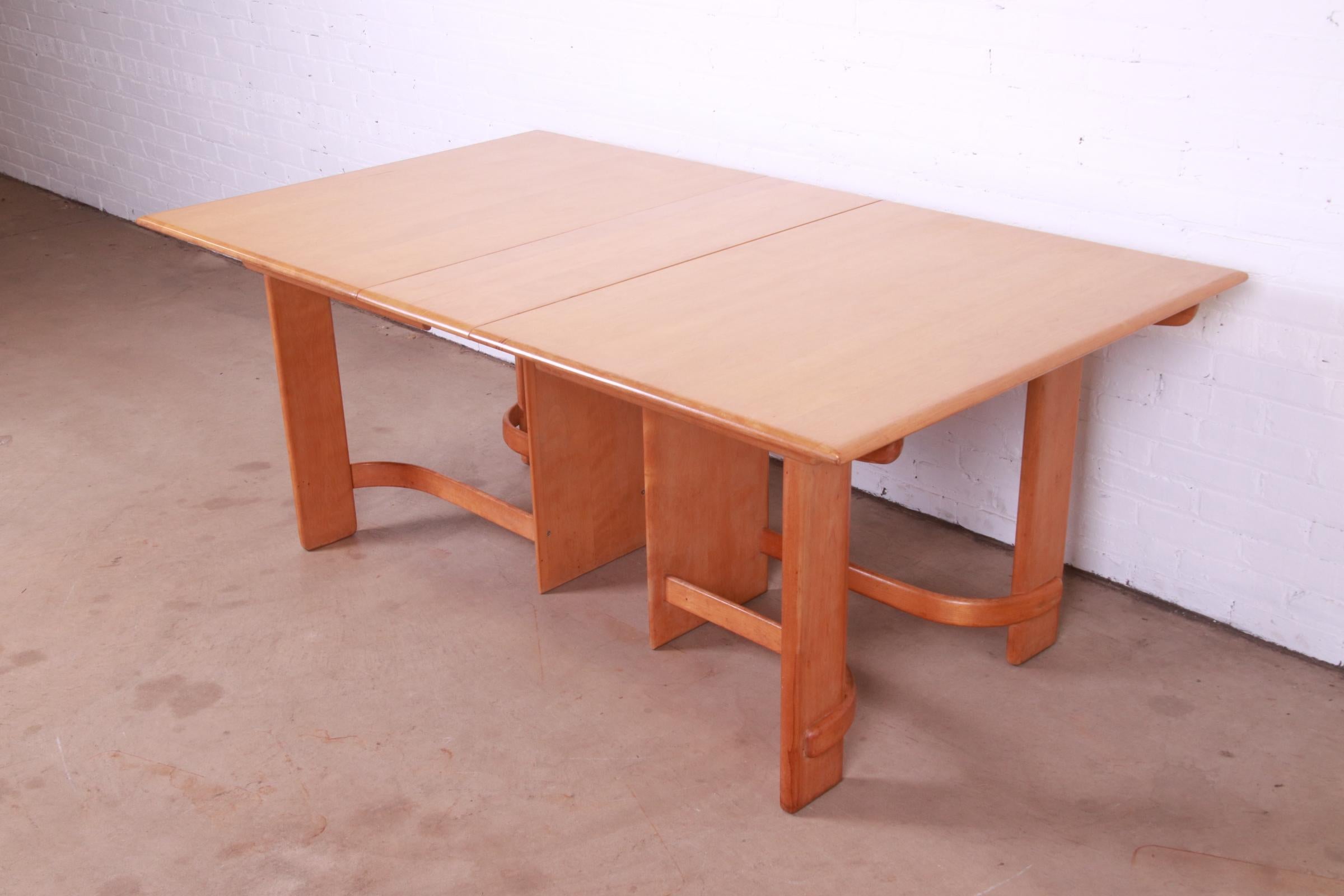 Gilbert Rohde for Heywood Wakefield Art Deco Maple Dining Table, 1930s In Good Condition In South Bend, IN