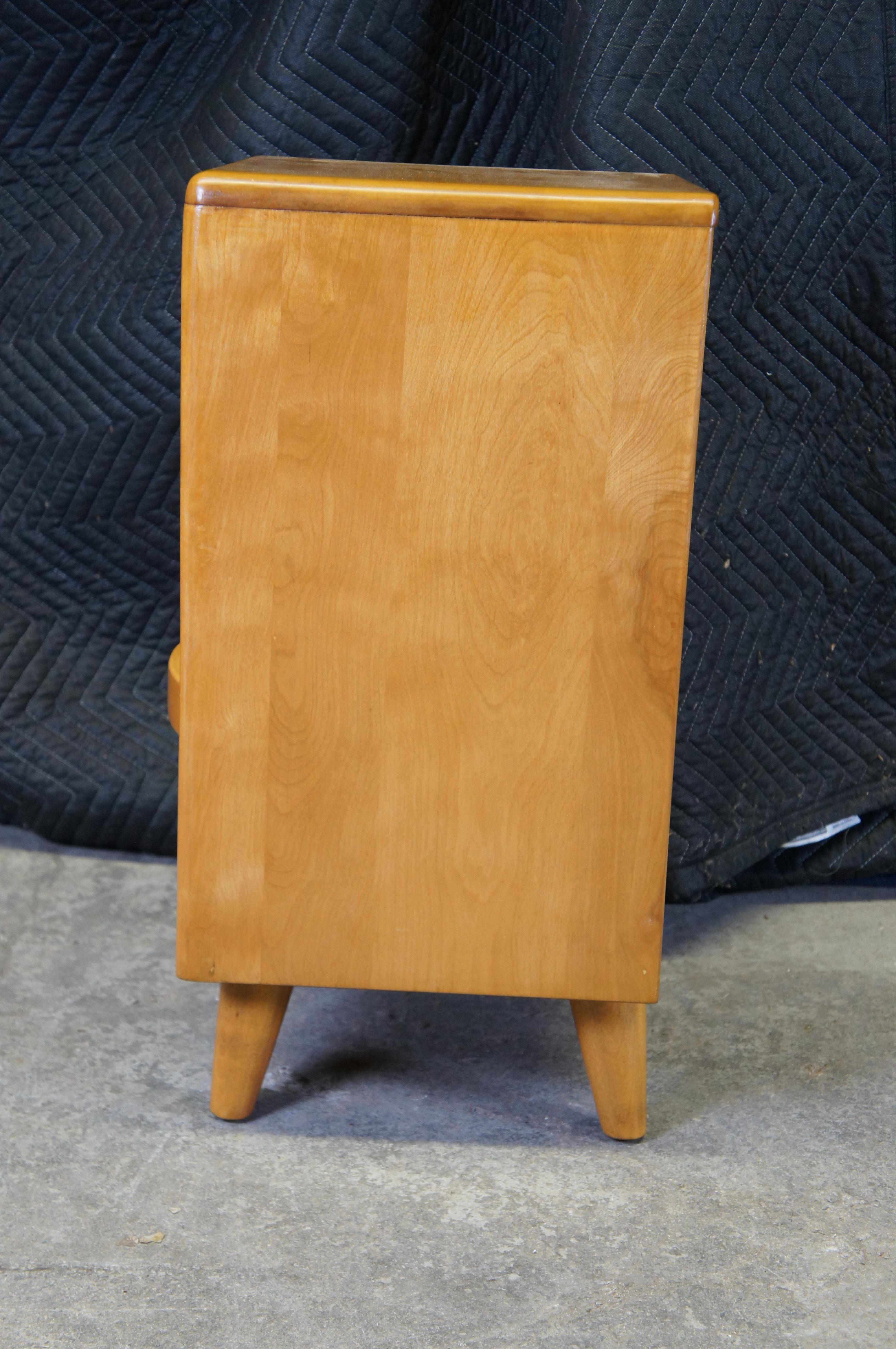 Leo Jiranek Heywood Wakefield MCM Maple Nightstand Accent Table 26