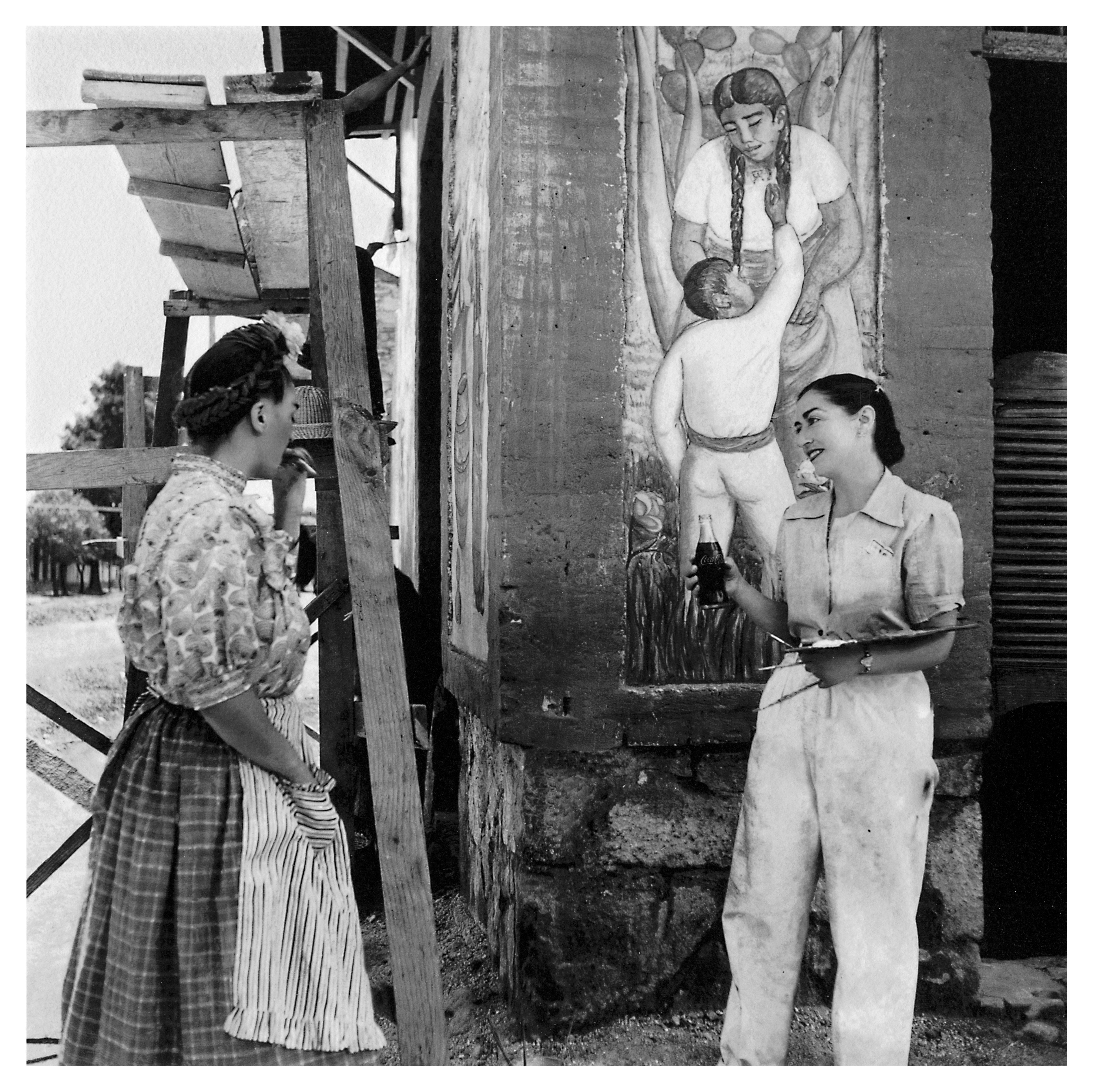 Frida im Friseursalon La Rosita, Coyoacán, 1943