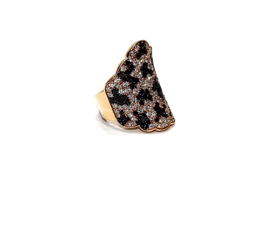 Leo Pizzo 18K Rose Gold Diamond Ring 
Black Diamonds 2.08ctw
White Diamonds 2.34ctw
Made In Italy
Retail $17,100.00