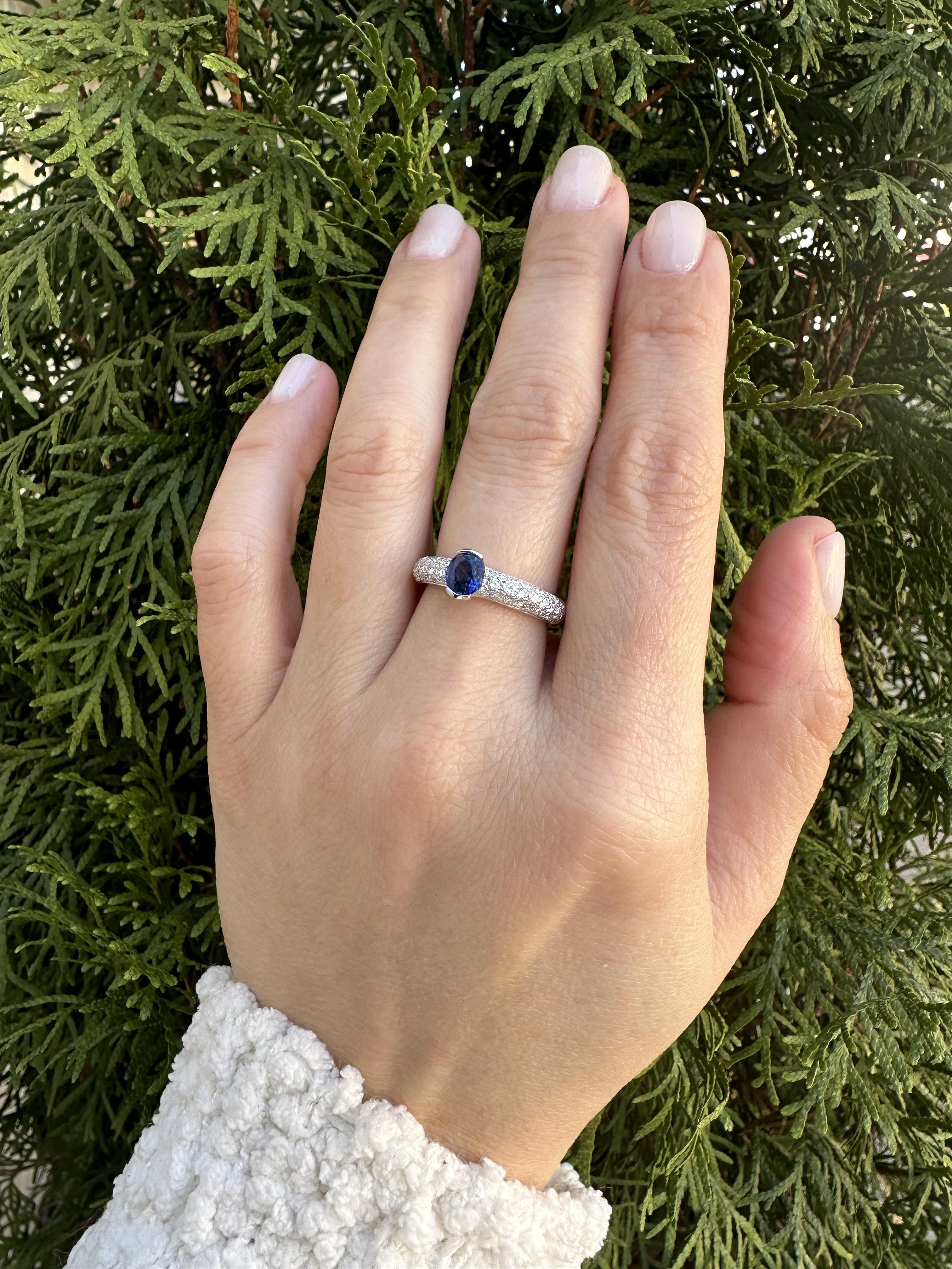 Women's Leo Pizzo 18k White Gold 1.51ctw Oval Royal Blue Sapphire & Pave Diamond Ring