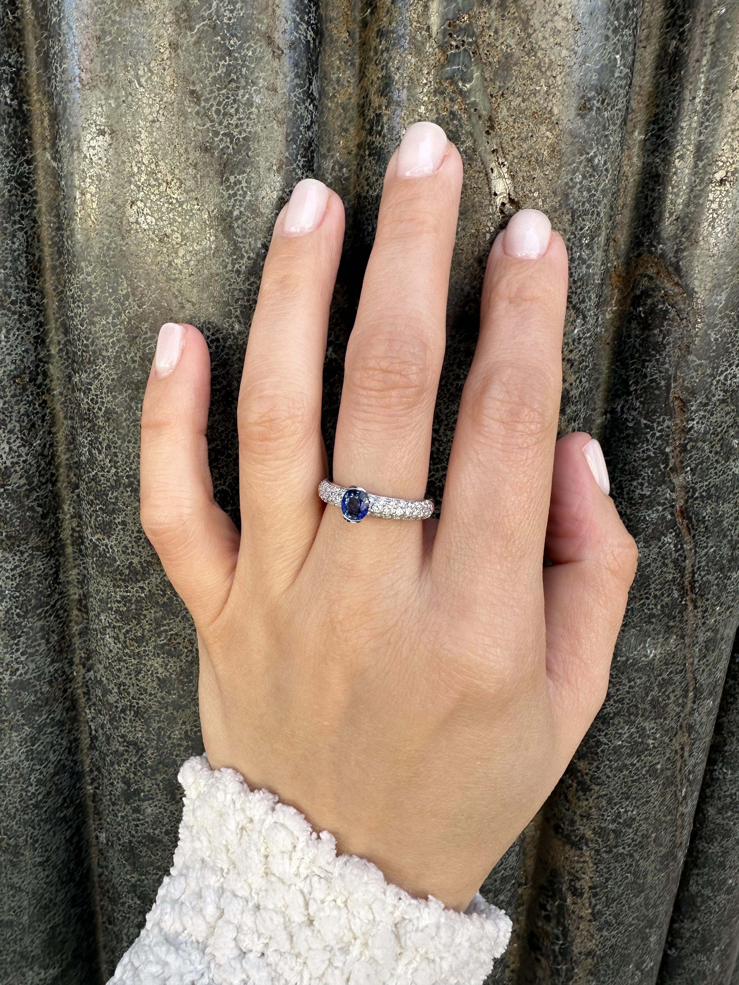Leo Pizzo 18k White Gold 1.51ctw Oval Royal Blue Sapphire & Pave Diamond Ring 1