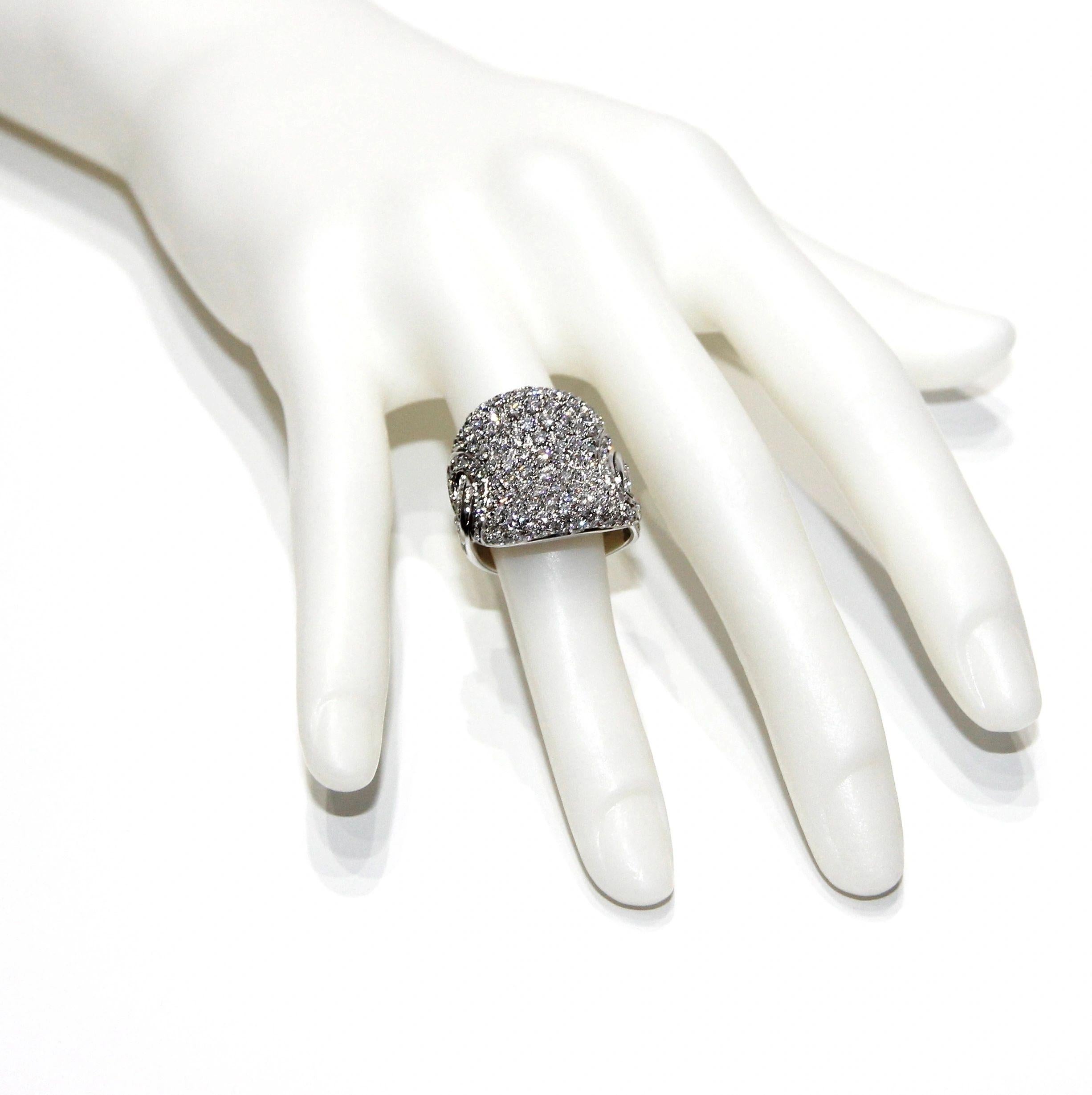 Leo Pizzo 18k White Gold Diamond Pave Ring In New Condition For Sale In North Miami Beach, FL