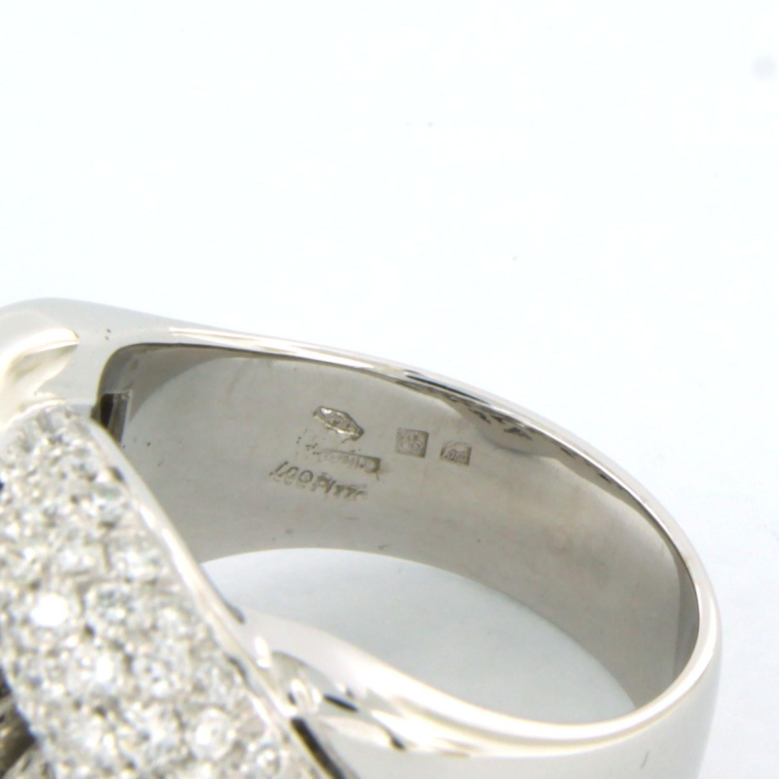 LEO PIZZO - Bague en or blanc 18 carats sertie de diamants jusqu'à 2,50 carats en vente 2
