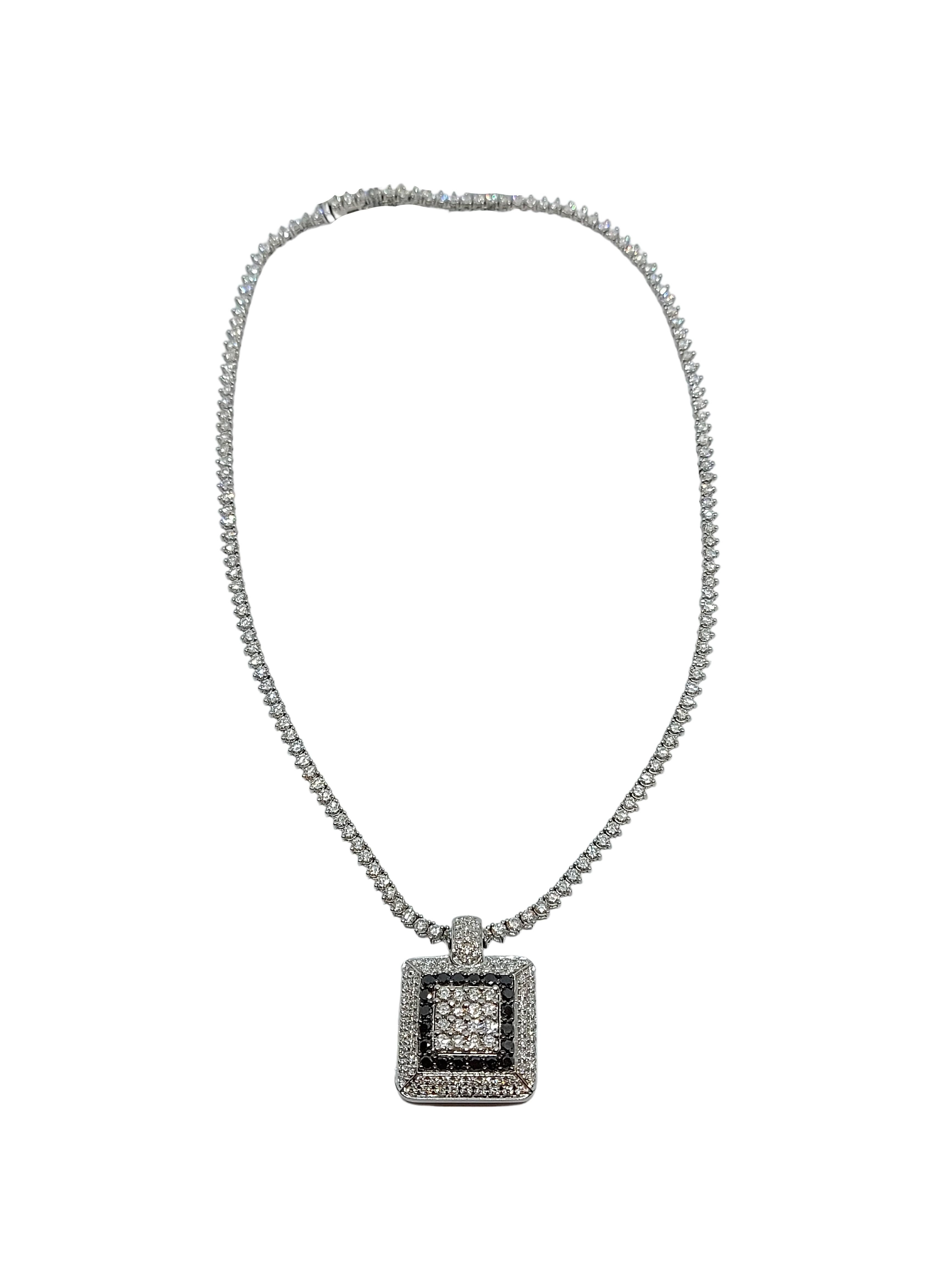 Leo Pizzo 18kt White Gold Necklace with 12.04ct Black and White Diamonds In New Condition For Sale In Antwerp, BE