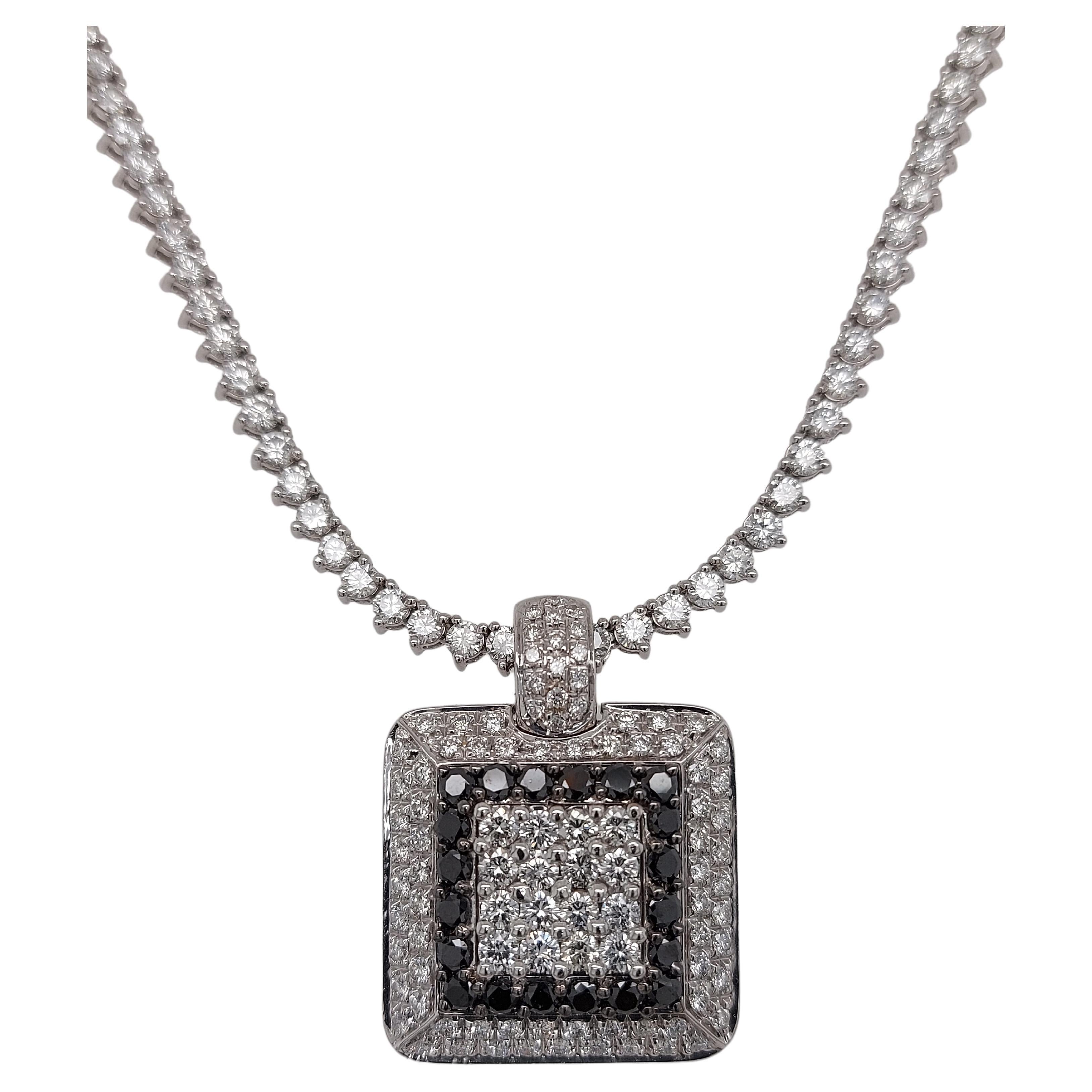 Leo Pizzo 18kt White Gold Necklace with 12.04ct Black and White Diamonds For Sale