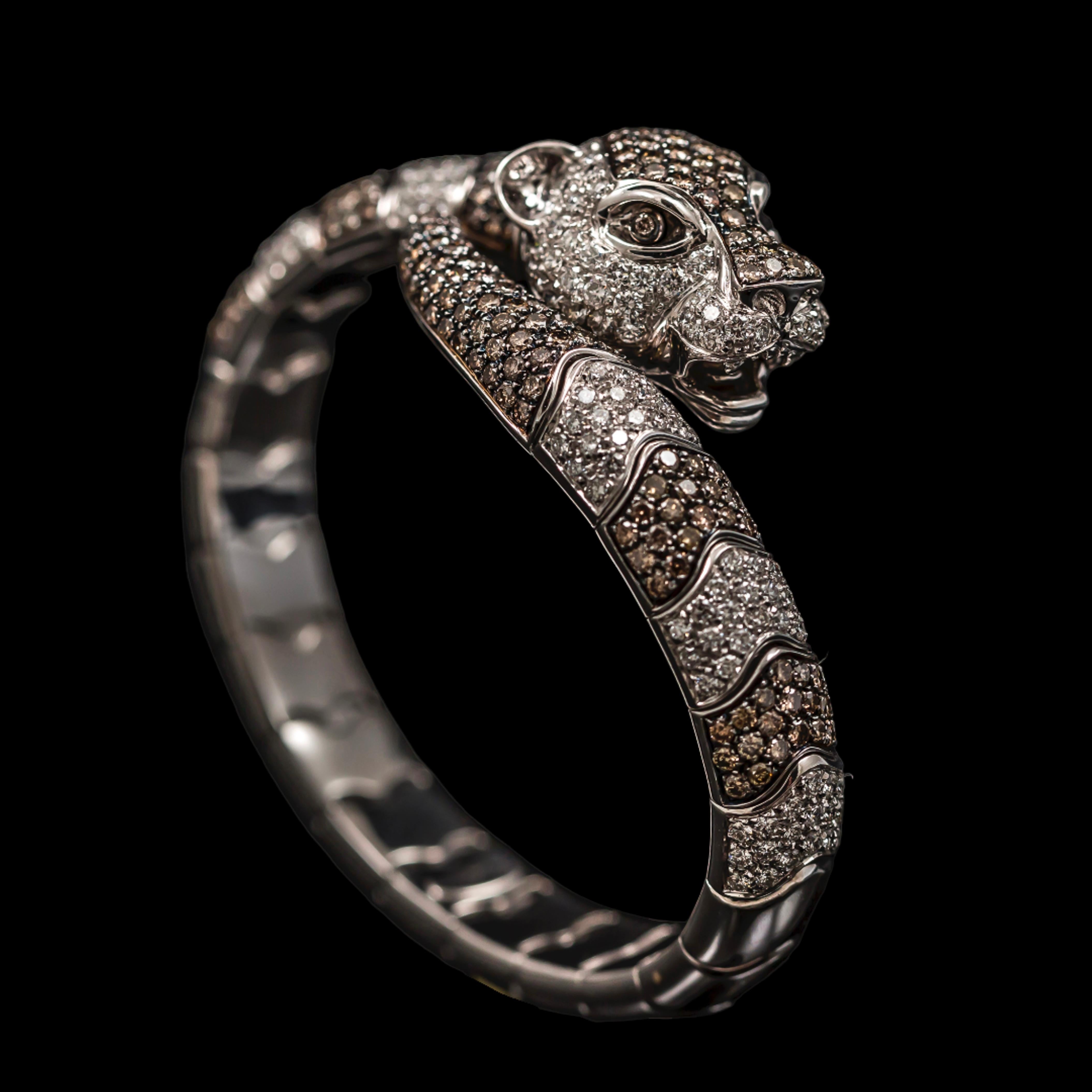 Leo Pizzo Fancy Brown Diamond Panther Animalia Bracciale Oro Bianco Italia In condizioni buone a Lisbon, PT