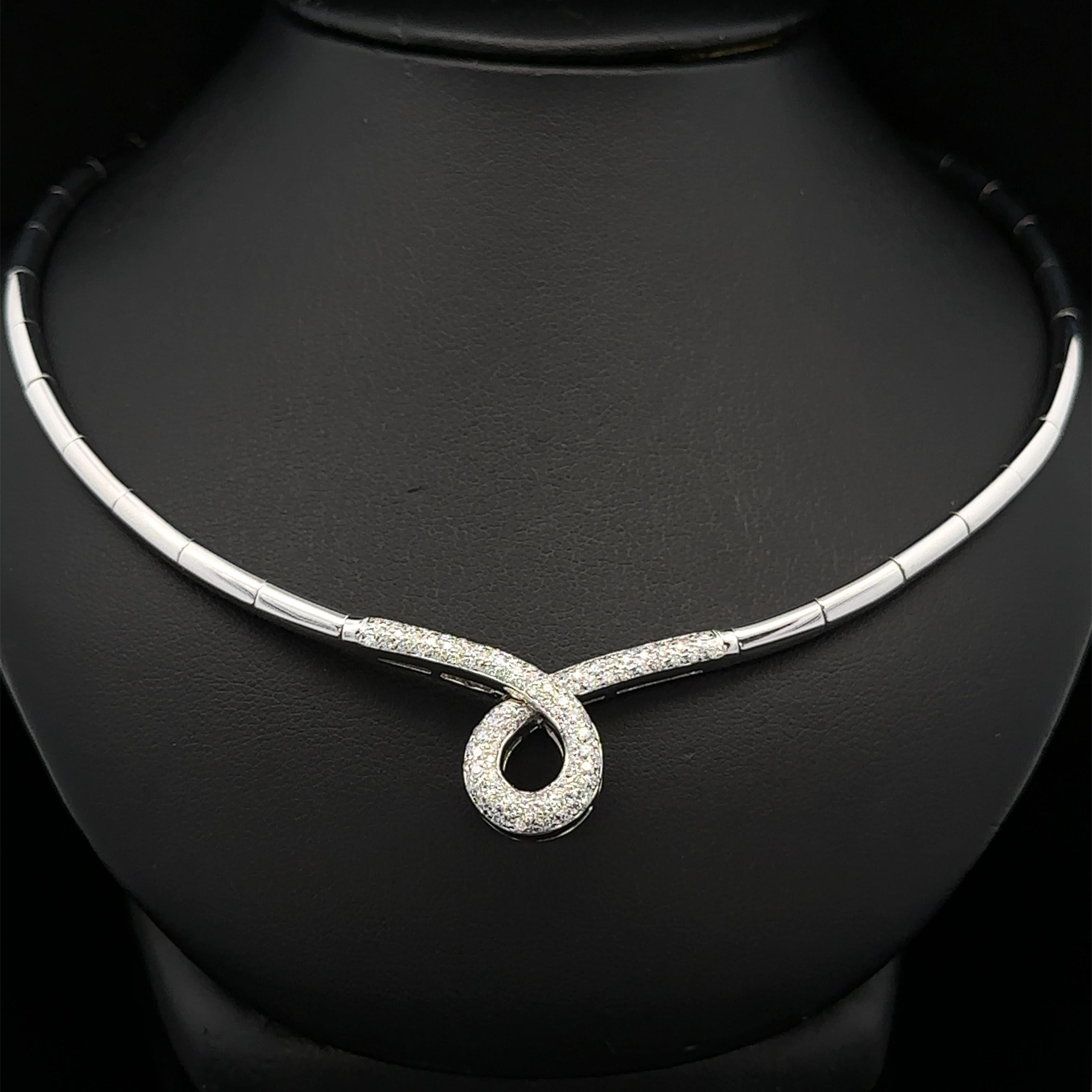 Leo Pizzo White Gold 1.25ctw Diamond Twist Center Sectional Choker Necklace For Sale 1