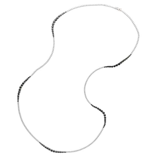 Black and White Diamond Necklace For Sale at 1stDibs