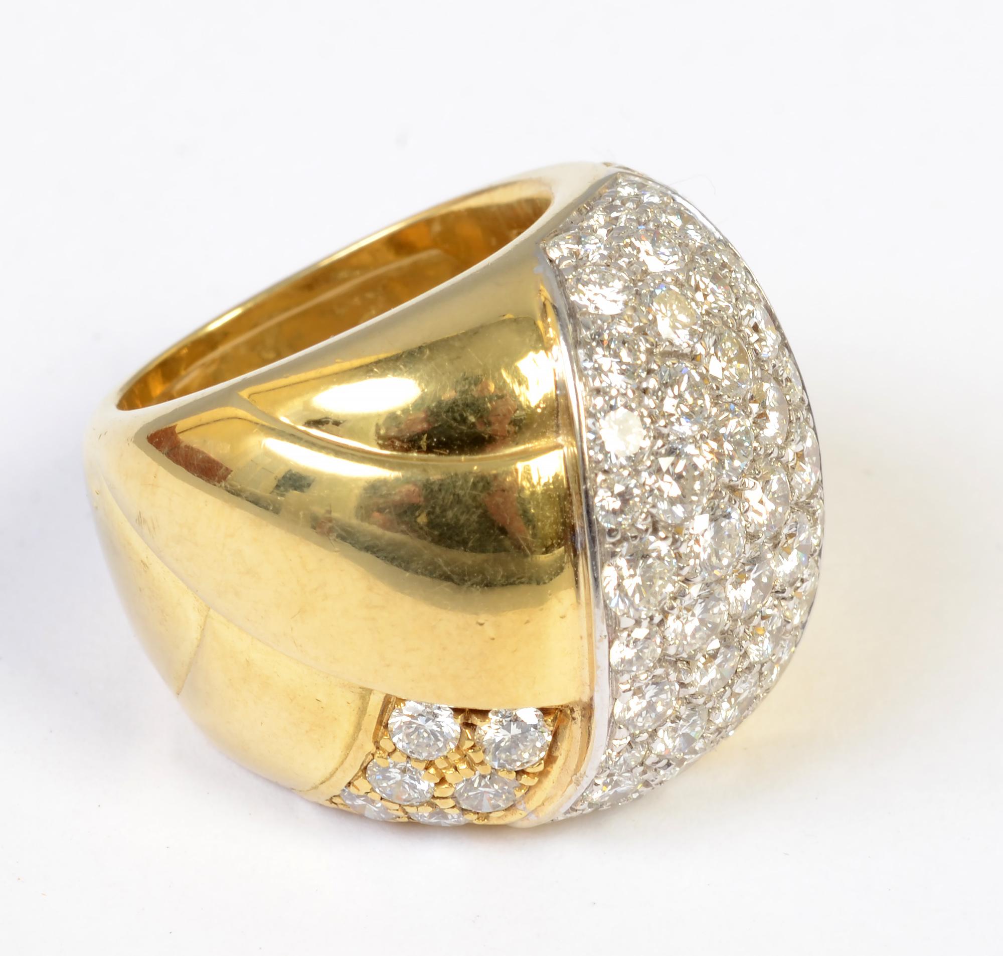 Taille brillant Leo Pizzo, large bague jonc en or et diamants en vente