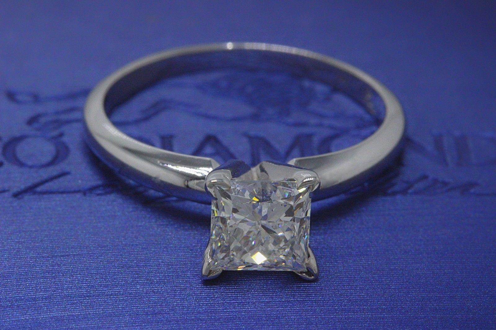 Leo Princess Cut Diamond 0.98 Carat White Gold Four Prong Solitaire Ring In Excellent Condition For Sale In San Diego, CA