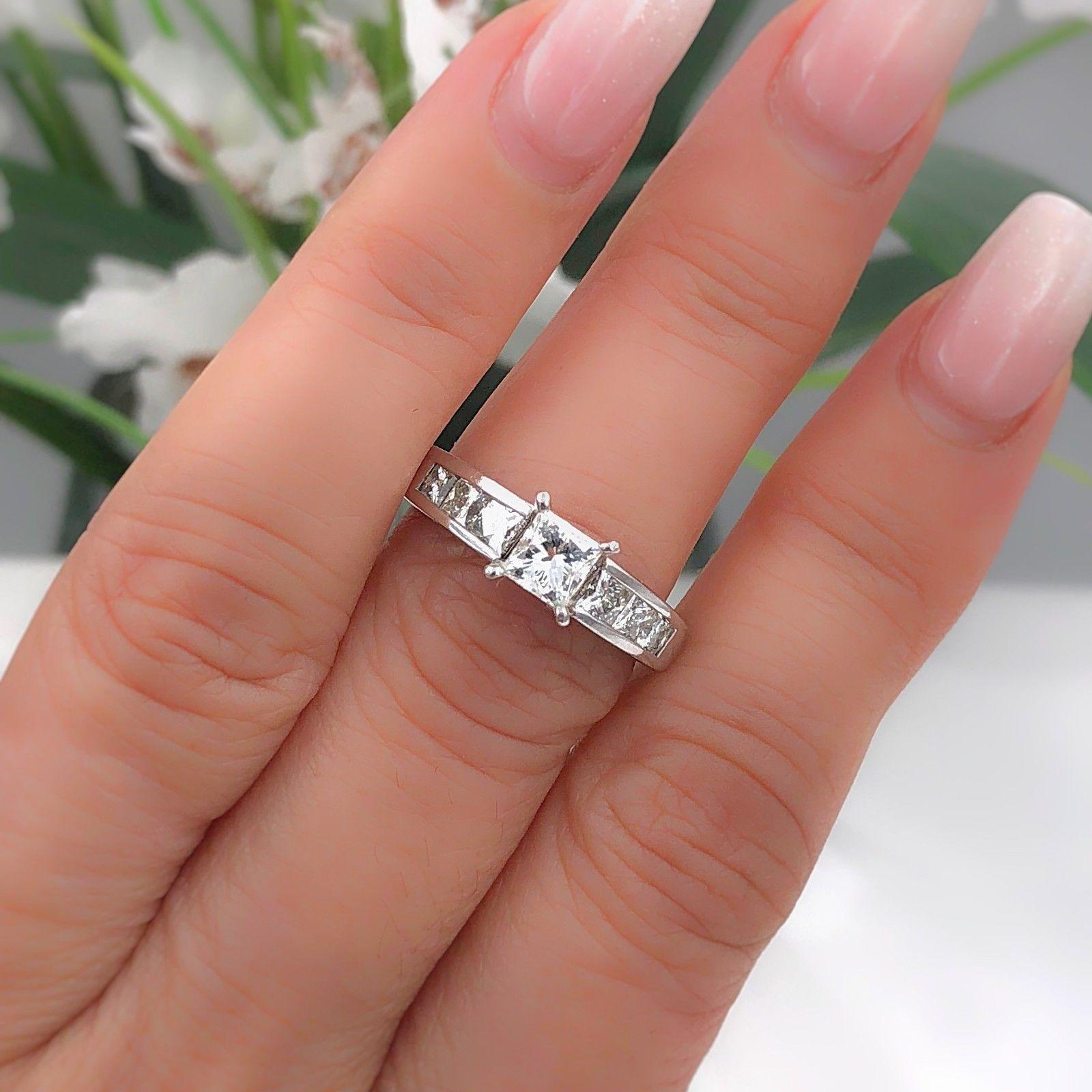 Leo Princess Diamond Engagement Ring 1.52 Carat 14 Karat White Gold 4