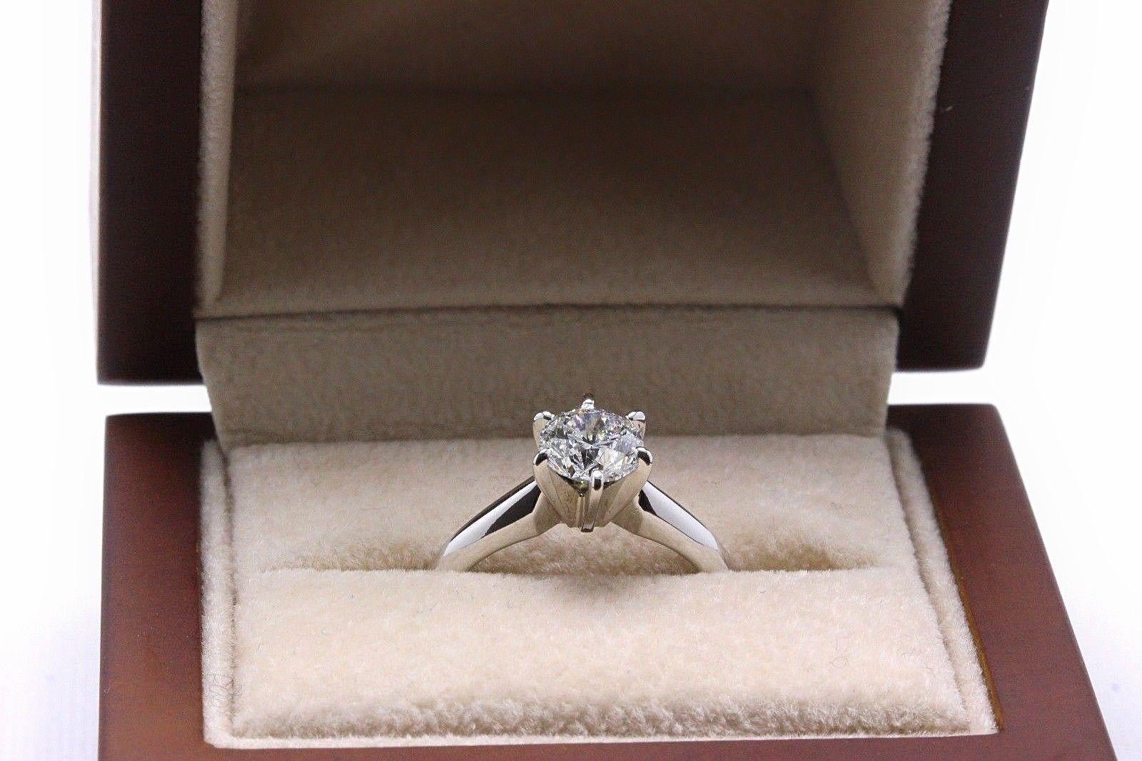 Leo Round Brilliant Diamond Solitaire Engagement Ring 0.97 CT 14KT WG GSI GEMX For Sale 4