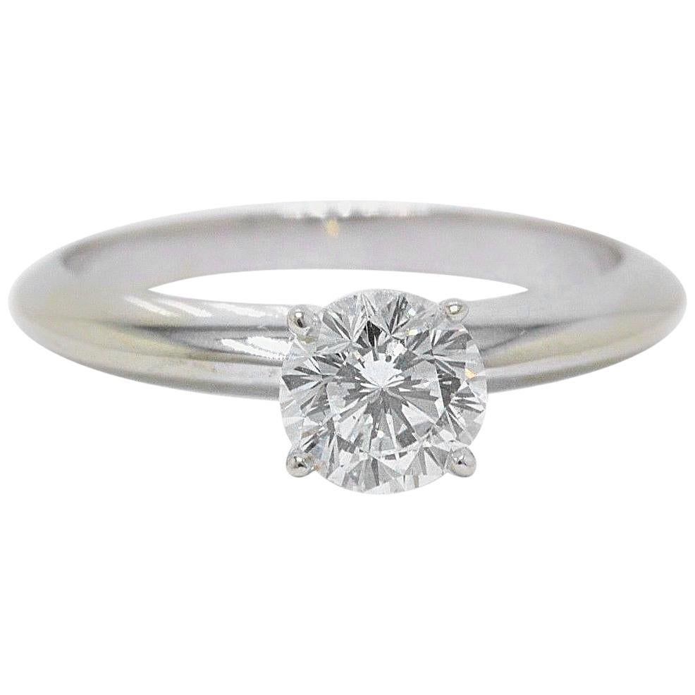 Leo Round Diamond Solitaire Engagement Ring 0.67 Carat I SI1 14 Karat White Gold For Sale
