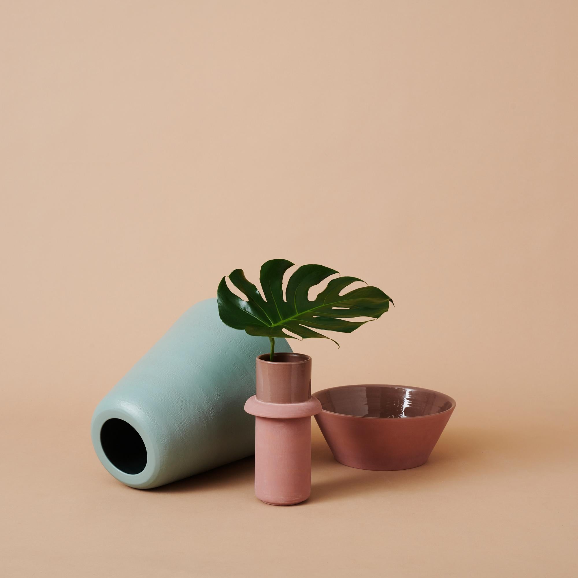 Minimalist Leo Vase by Rometti for SP01 For Sale