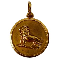 Vintage Leo Zodiac Lion 18K Yellow Gold Charm Pendant