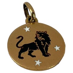 Vintage Leo Zodiac Lion 18K Yellow Gold Enamel Charm Pendant