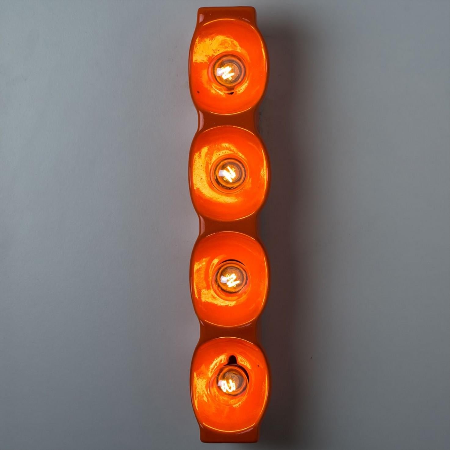 Leola Ceramic OrangeTraffic Wall Light, 1960s For Sale 4