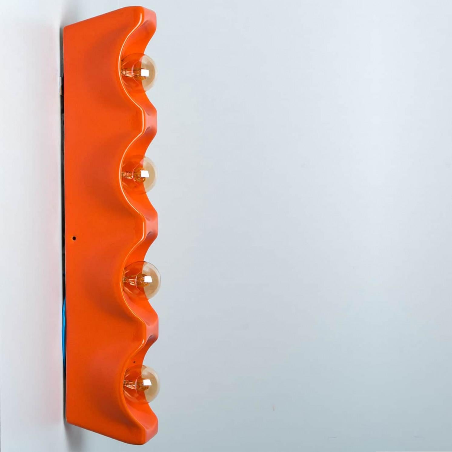 Fin du 20e siècle Applique OrangeTraffic de Leola, années 1960 en vente